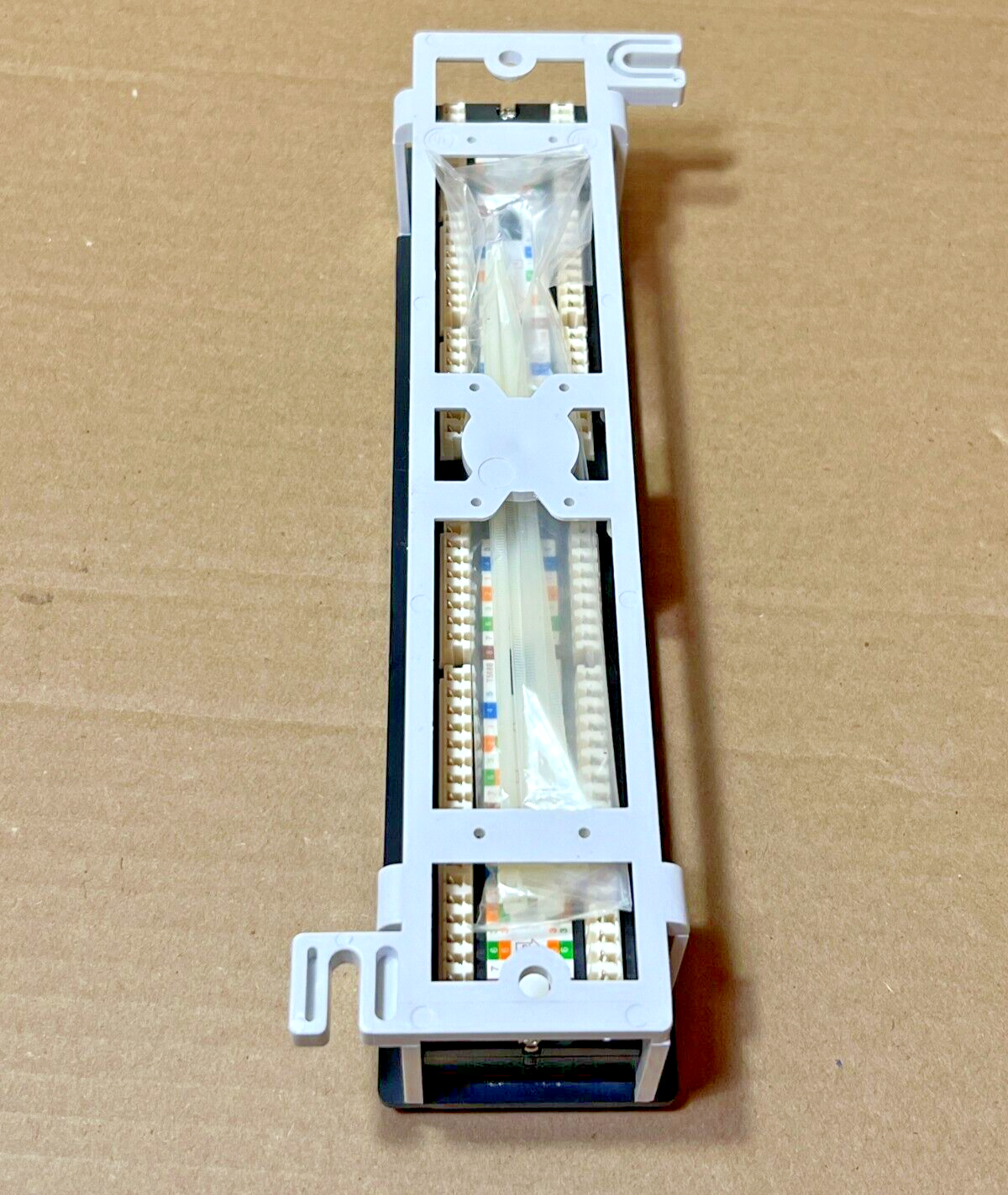 Gold X 12-Port Cat5e Cat5 Vertical Patch Panel Network Ethernet Wall Mount [C1]