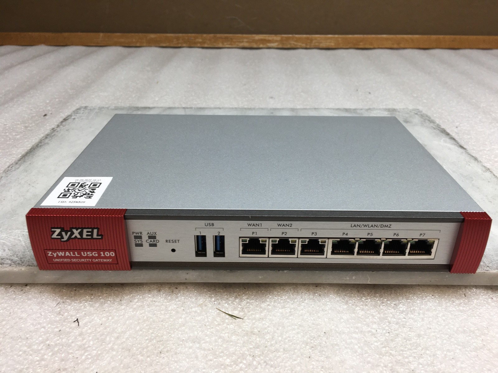 ZyXEL ZyWALL USG 100 Unified Security Gateway Firewall No AC PWR Adapter incl.