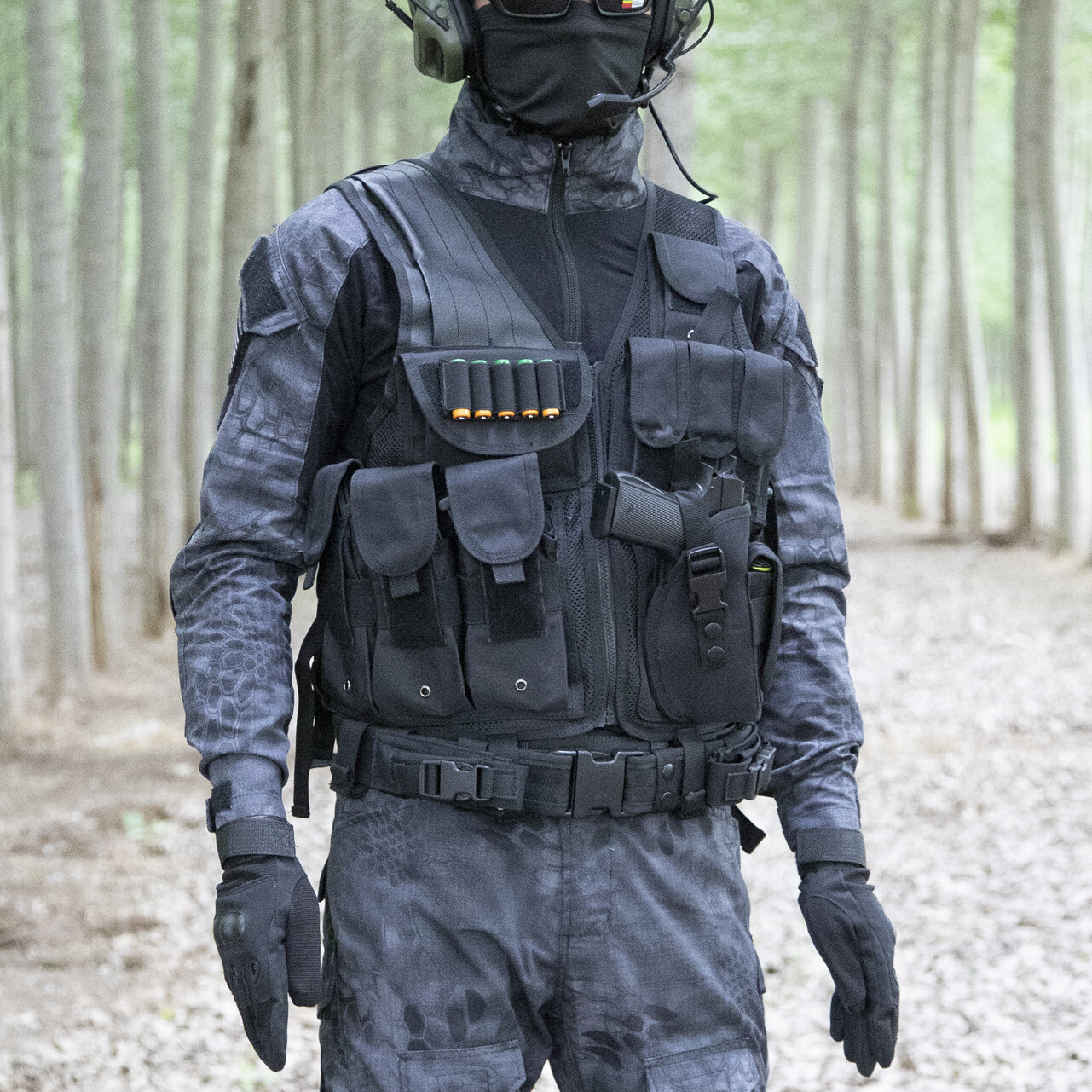 Tactical Vest with Pistol Holster Black KHAKI Green Combat Assault