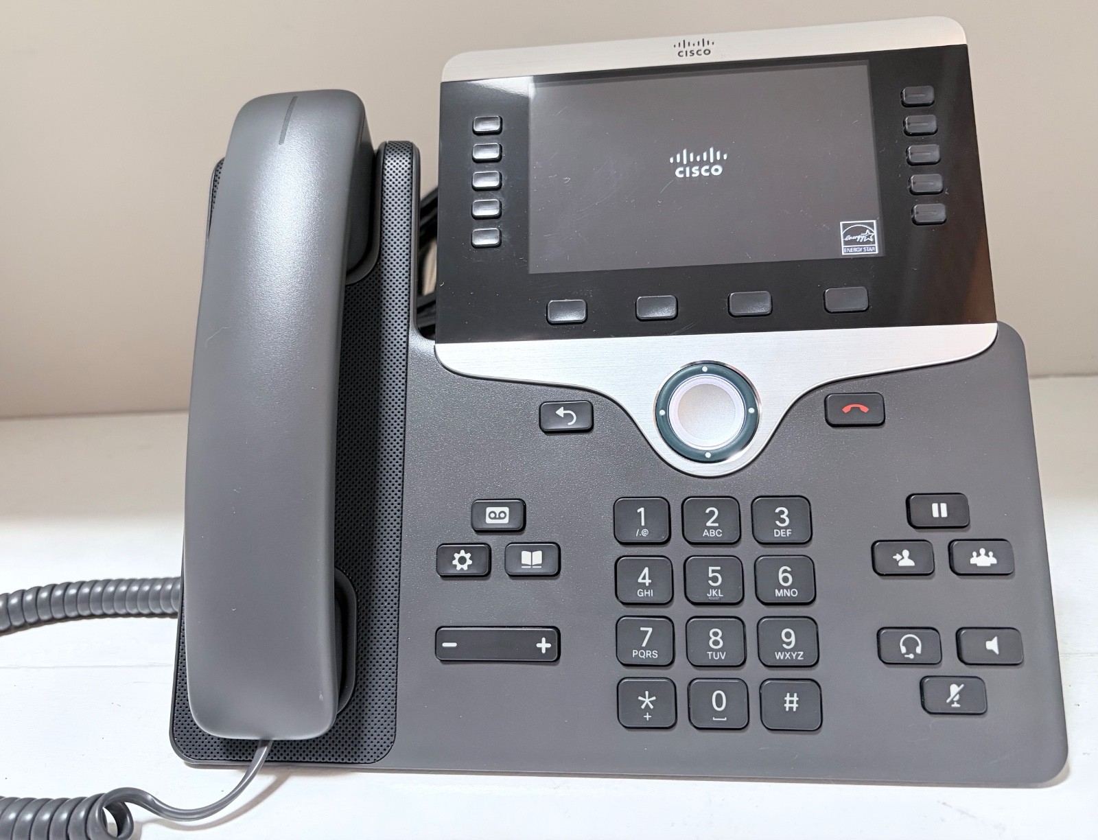 Cisco 8841 IP Phone, CP-8841-K9 V05 With AC Adapter