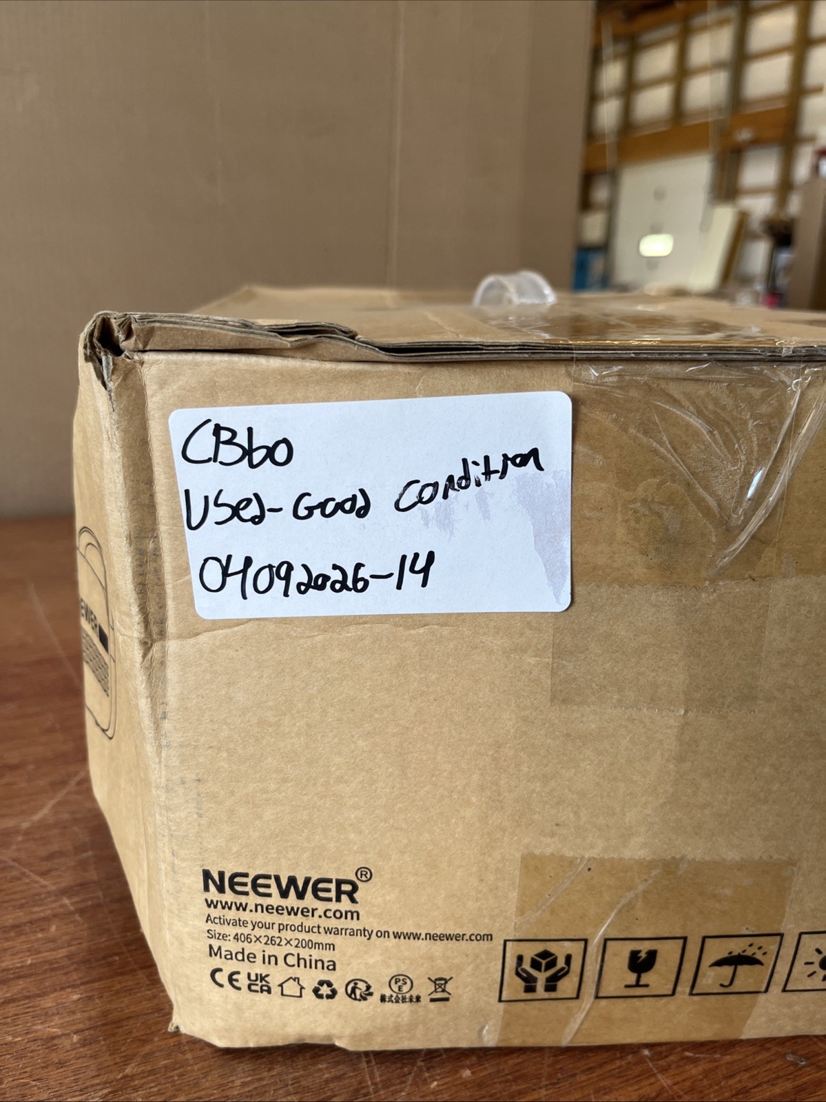 NEEWER CB60 LED VIDEO LIGHT