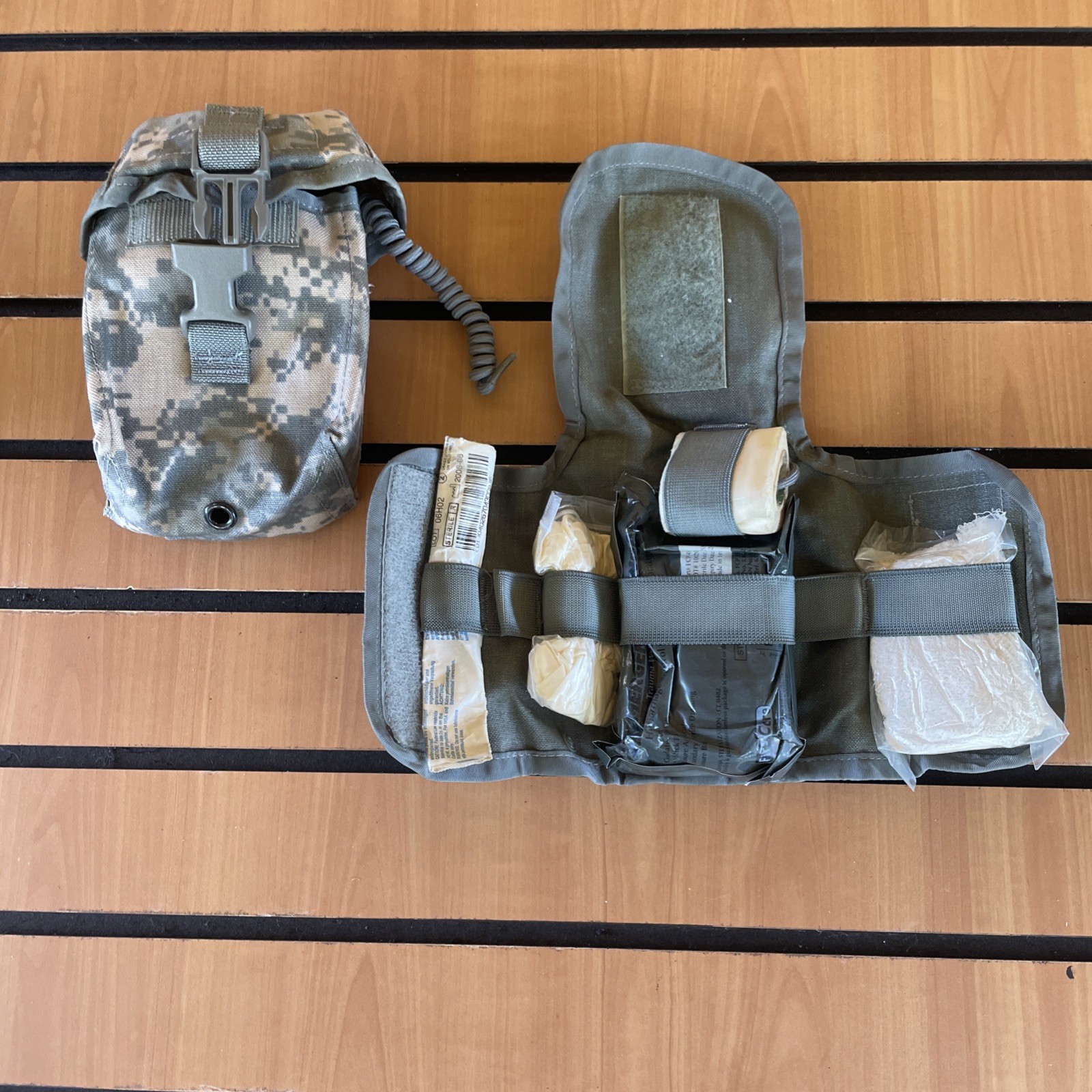 US Army Molle IFAK Individual First Aid Kit Pouch ACU UCP w Compontents