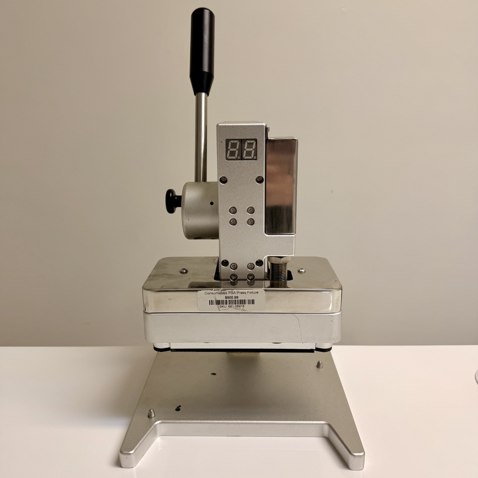 Apple Display PSA Press Fixture 661-08916