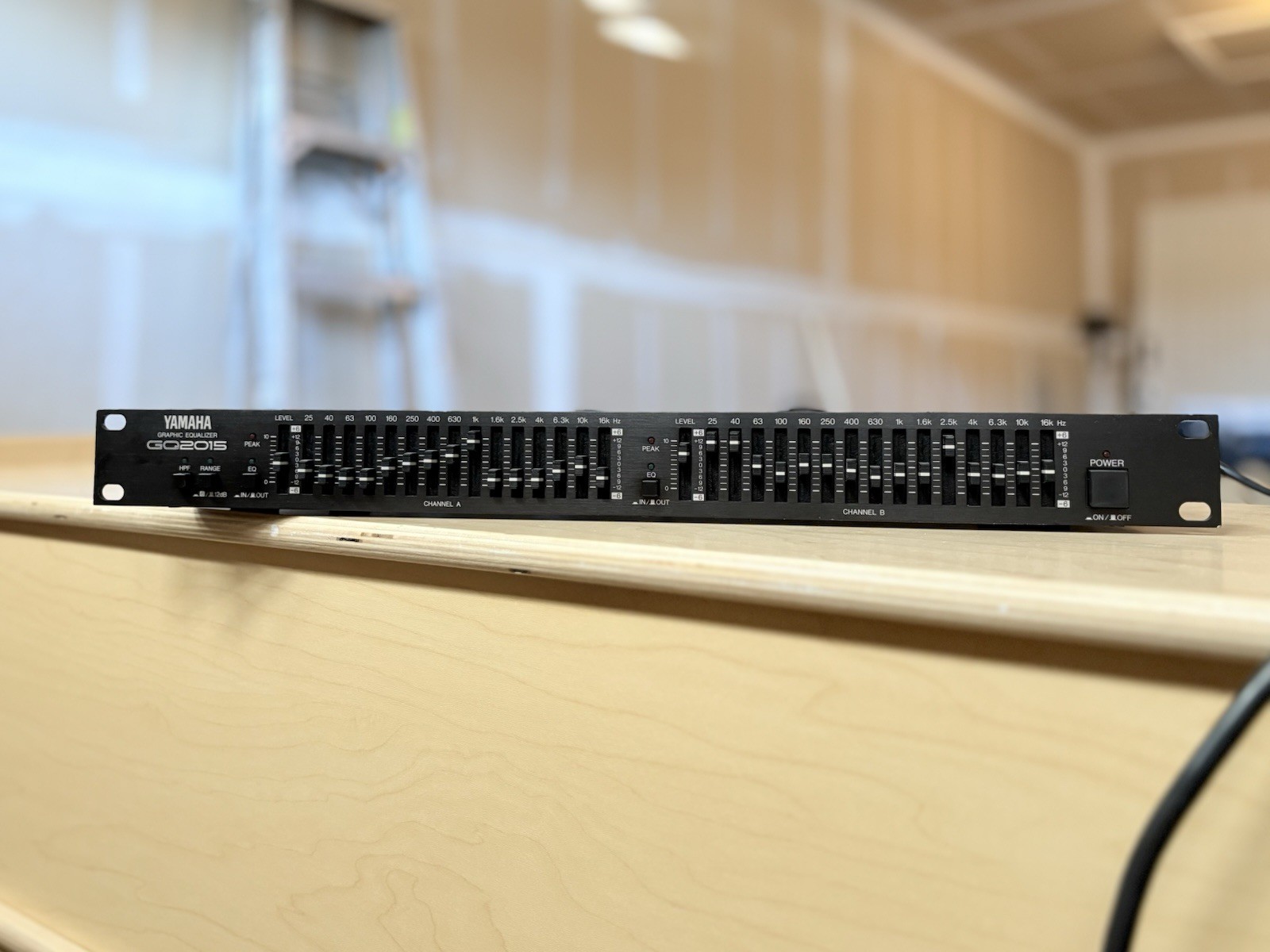 Yamaha GQ2015 Stereo Graphic Equalizer