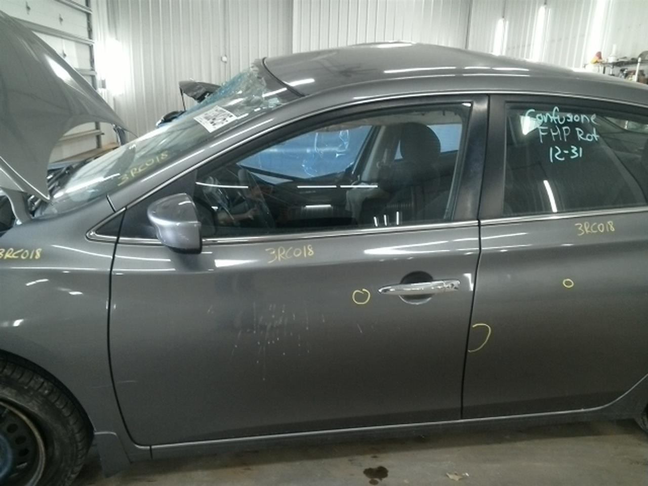 Driver Left Front Spindle/Knuckle Fits 11-25 LEAF 104814740