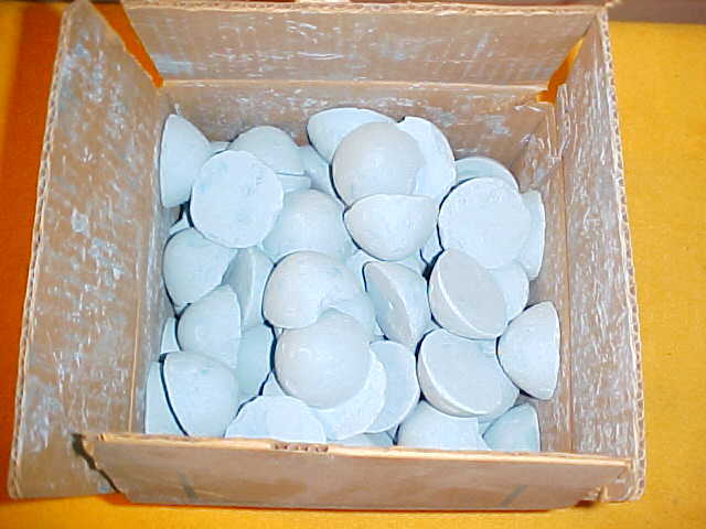 #132 BLUE CARPENTERS CHALK 72 PCS PER BOX