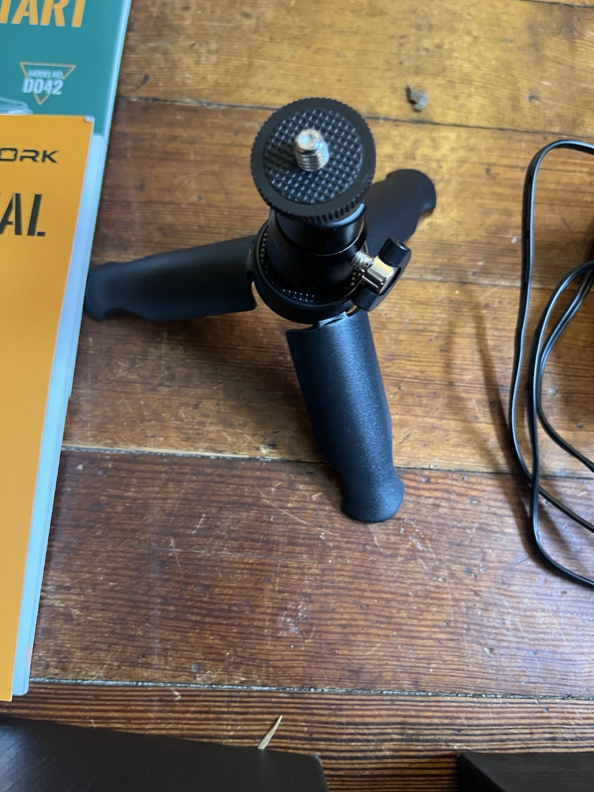 FATORK D042 Mini Projector DLP