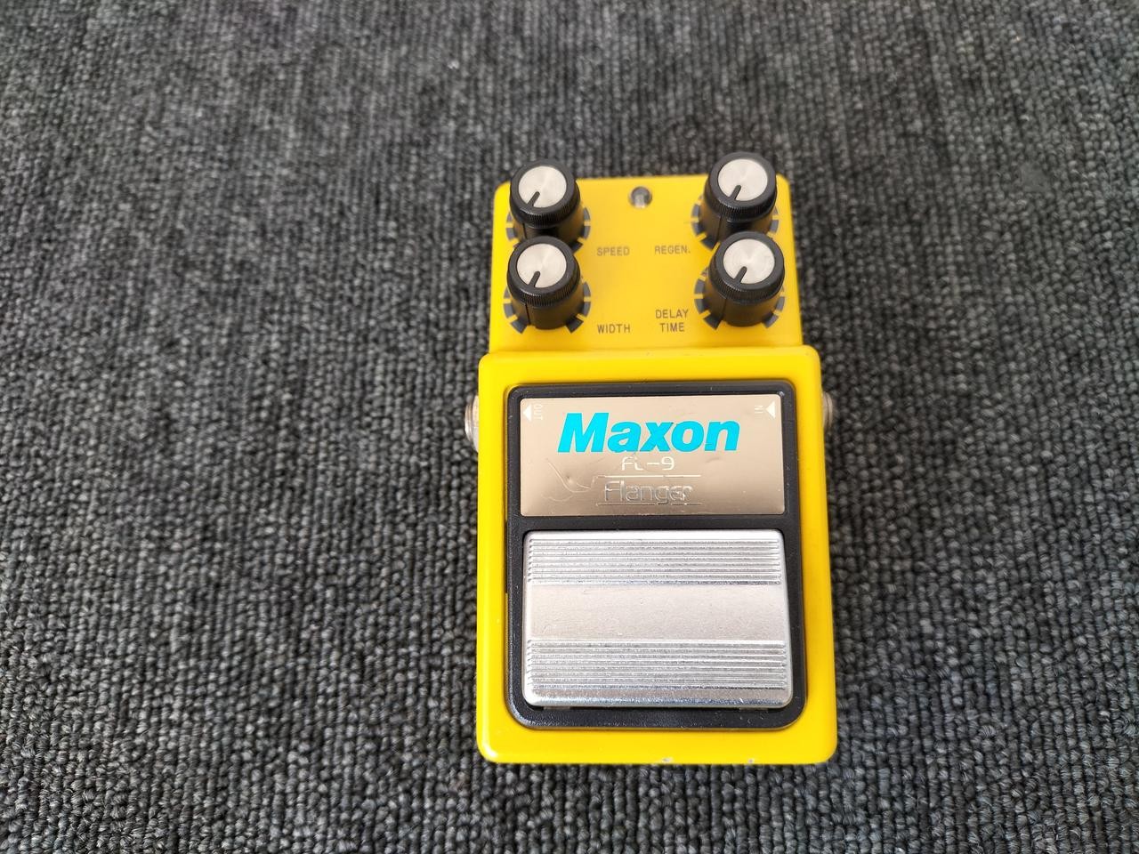 MAXON FL-9 Effector