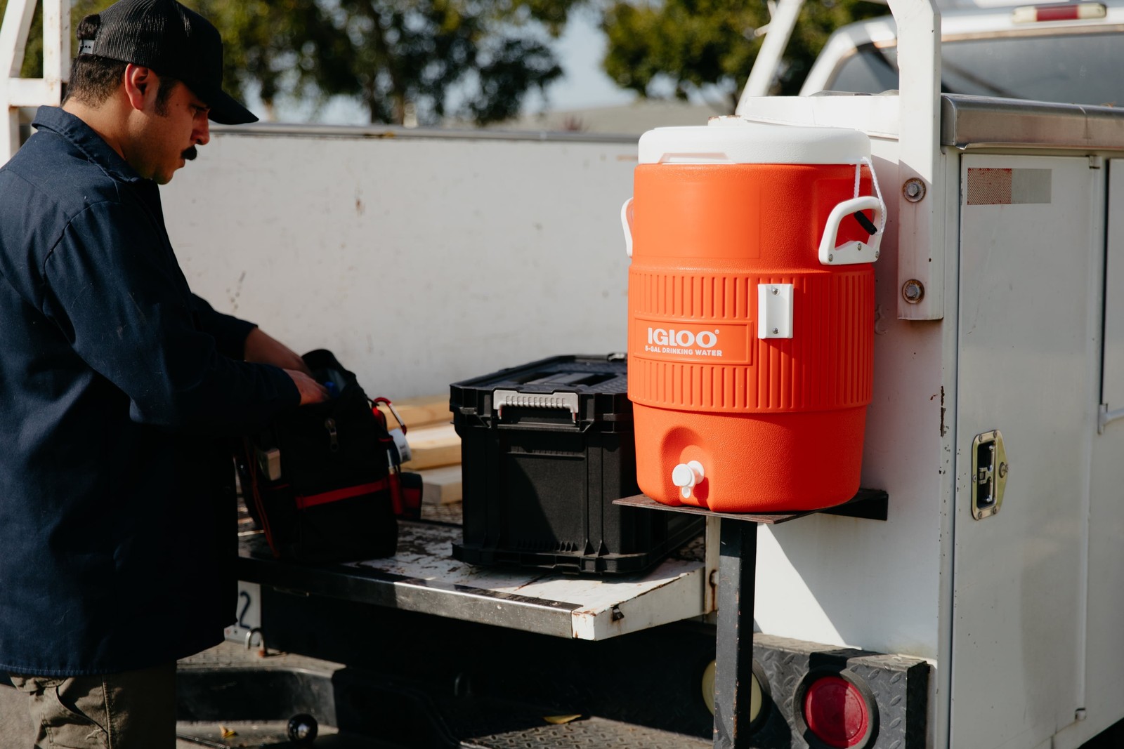 Igloo 5 Gallon Heavy-Duty Beverage Cooler, Orange