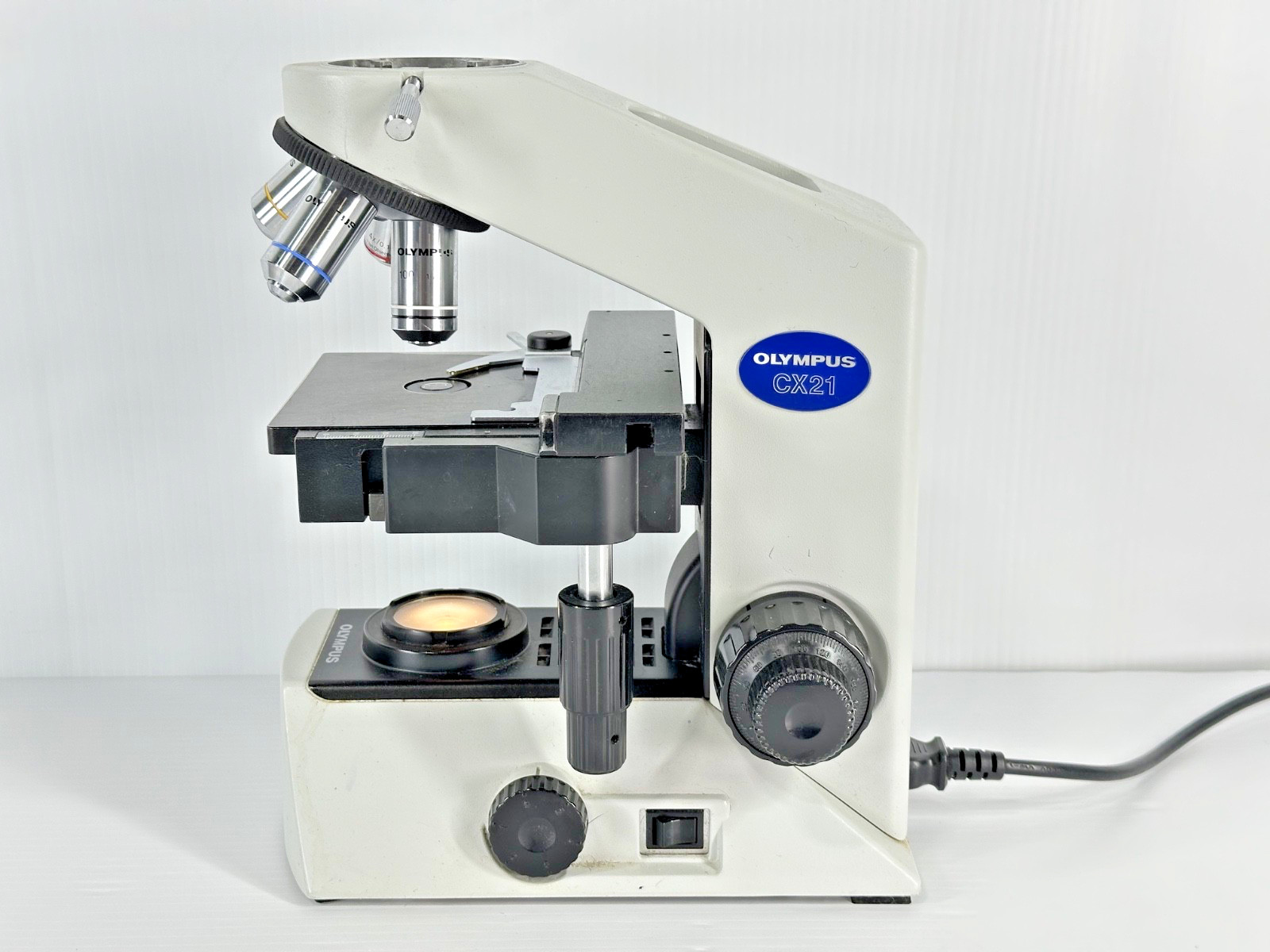 Olympus CX21FS1 Laboratory Microscope 4 Objectives Light Works No Head