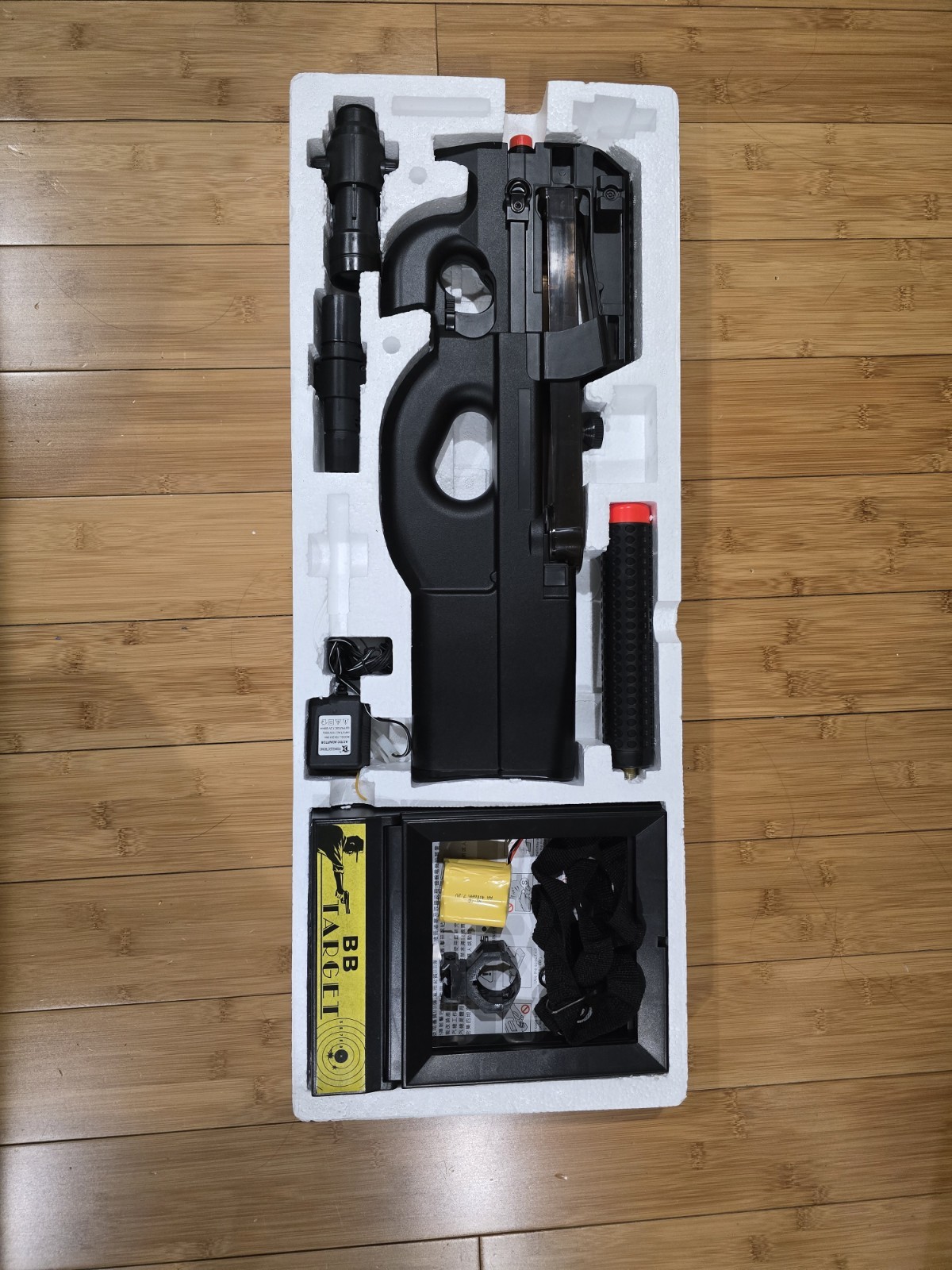 Well D90H Fully Automatic Electric Sub machine airsoft Rifle.