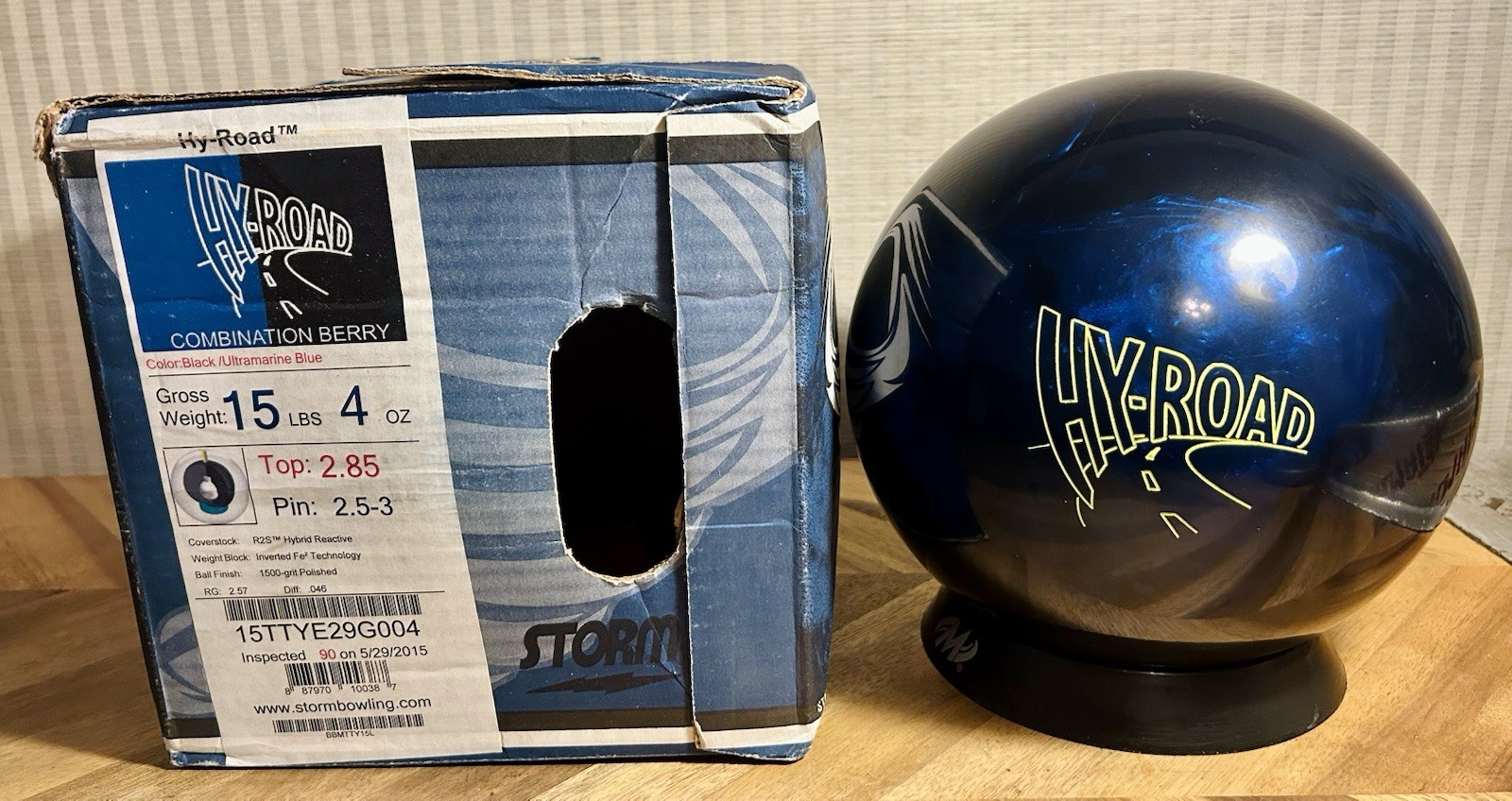 Storm Hy-Road Bowling Ball NIB 1st Quality | 15lbs 4oz | 2.5-3"pin | 2015 Pour!!