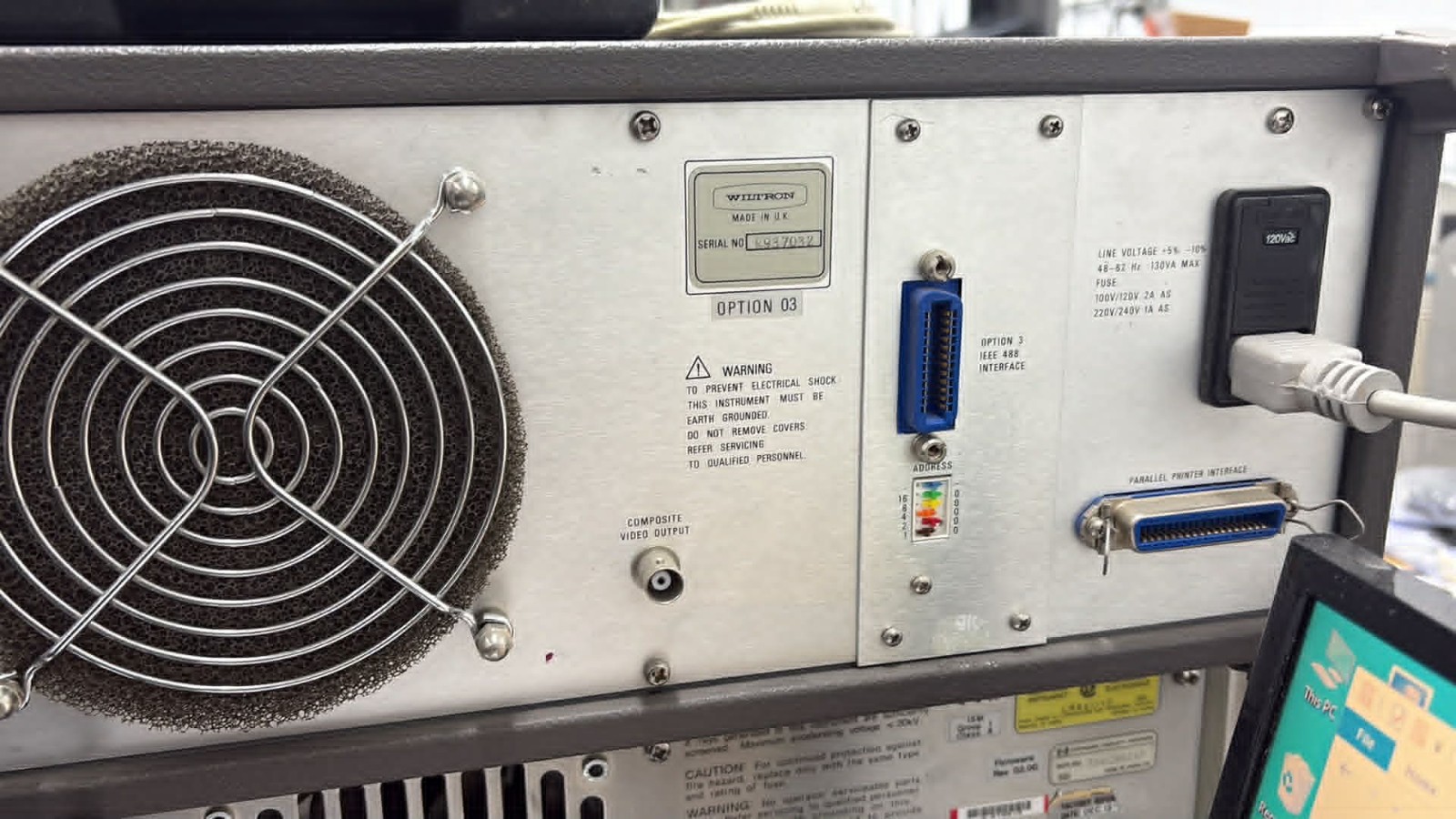 Wiltron Model 6409 RF Analyzer 10-2000MHz