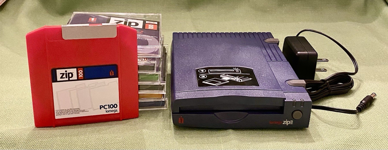 Iomega Zip100 External Parallel Port Disk External Drive Z100P2 + 6 Disks WORKS!