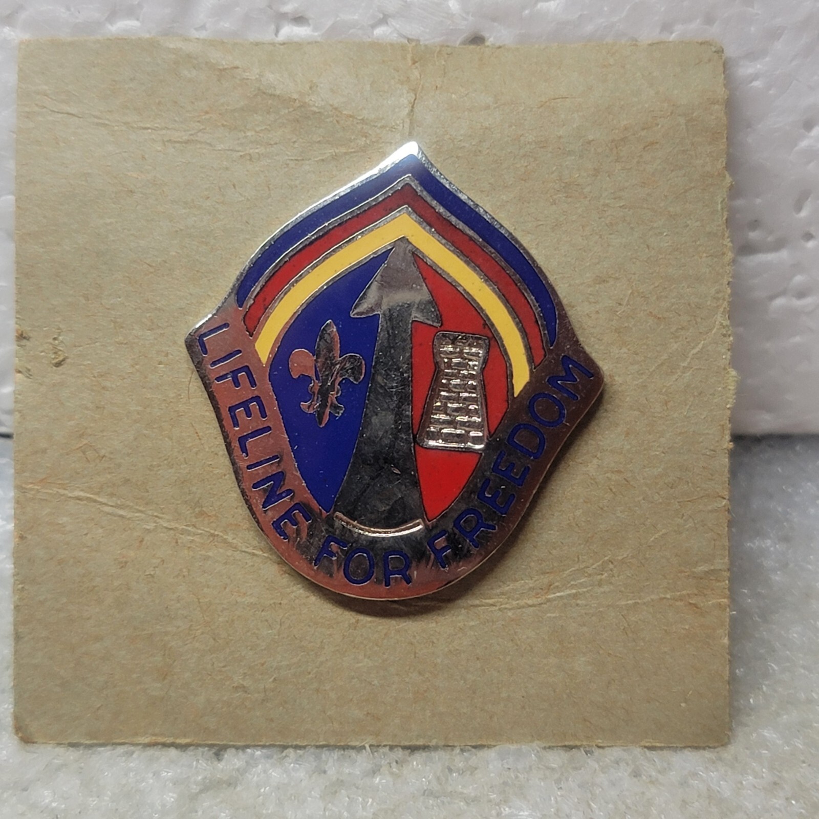 US Military Army Theatre Support CMD Insignia Pin Lifeline for Freedom Vanguard