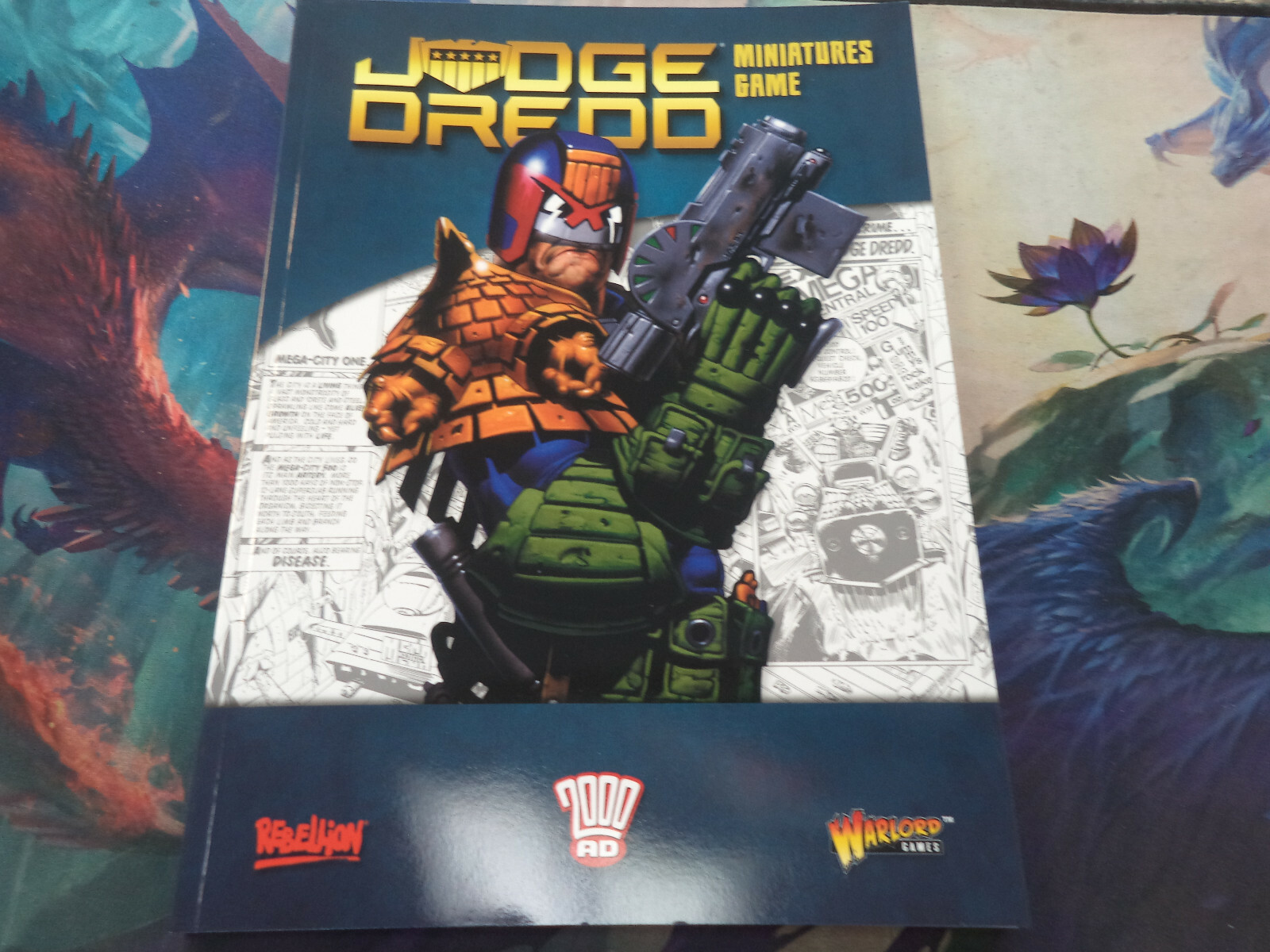 Judge Dredd Rulebook Rules Judge Dredd Miniatures Game 2000 AD Warlord Games New