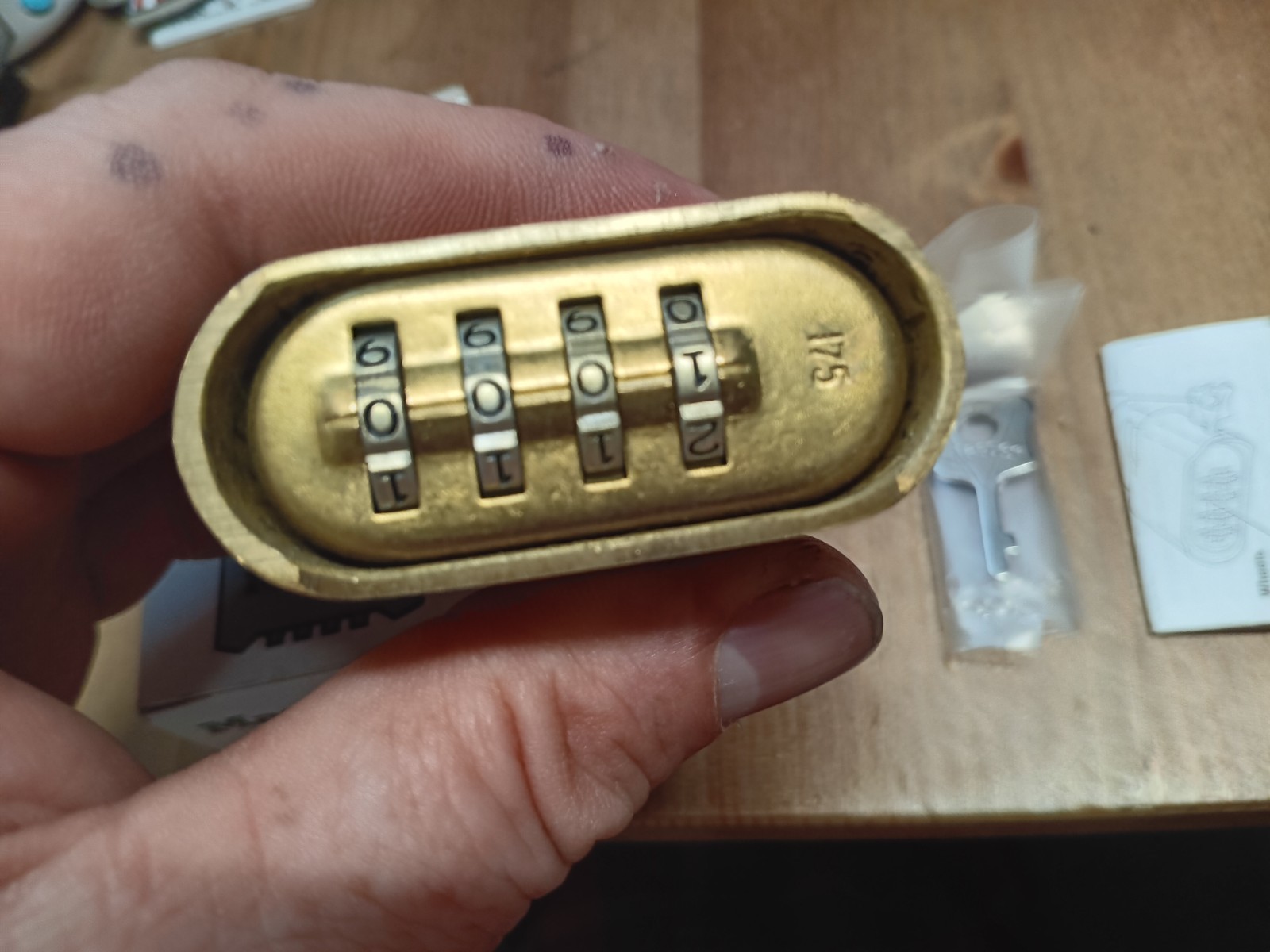 Master Lock 175 Resettable Combination Padlock, Brass, 2" New Key