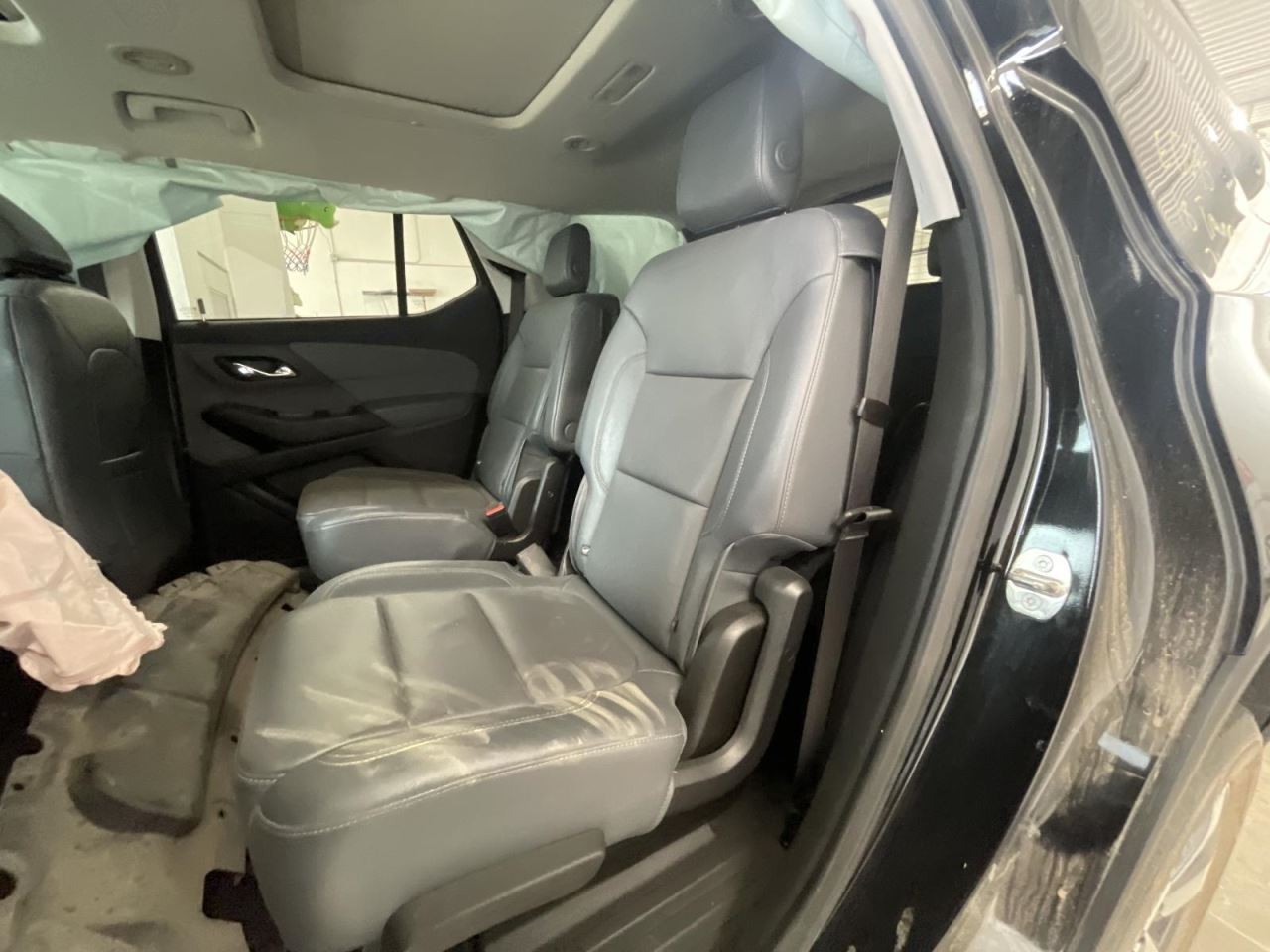TRAVERSE 2018 Air Shutter 1090360