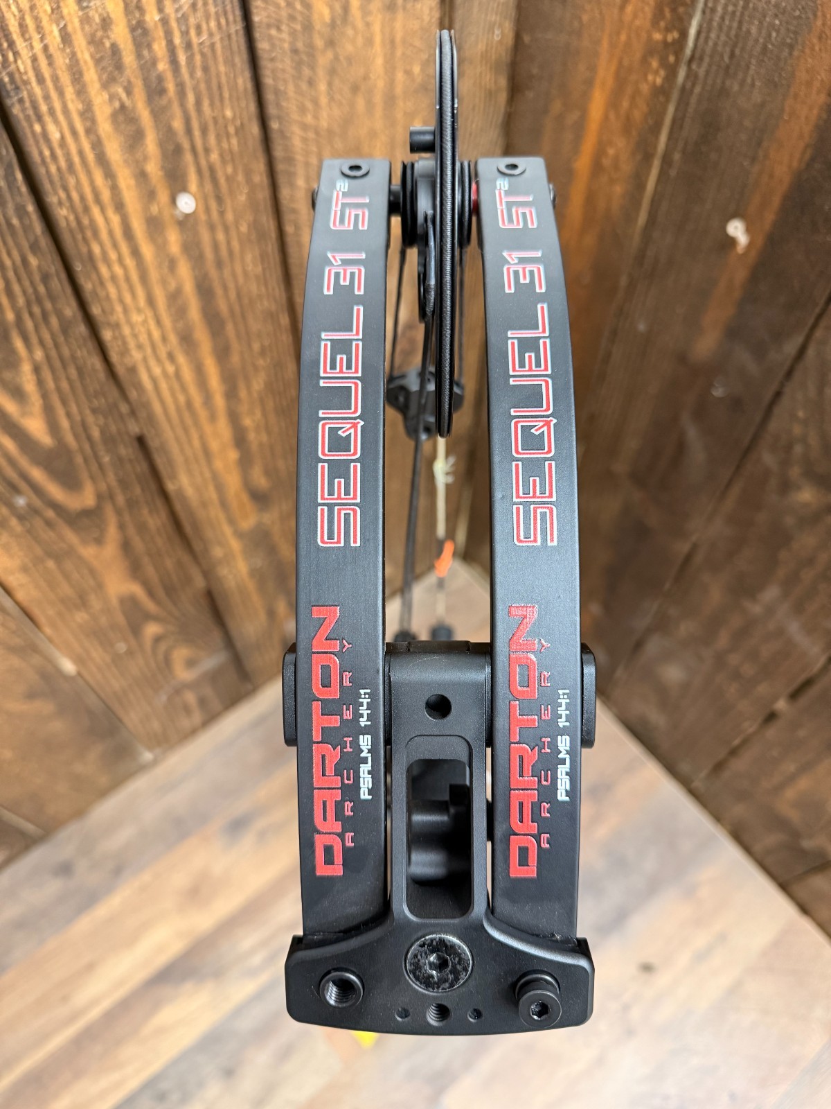 *BOW ONLY* Darton Sequel 31 ST2 - Black - 60lbs - RH
