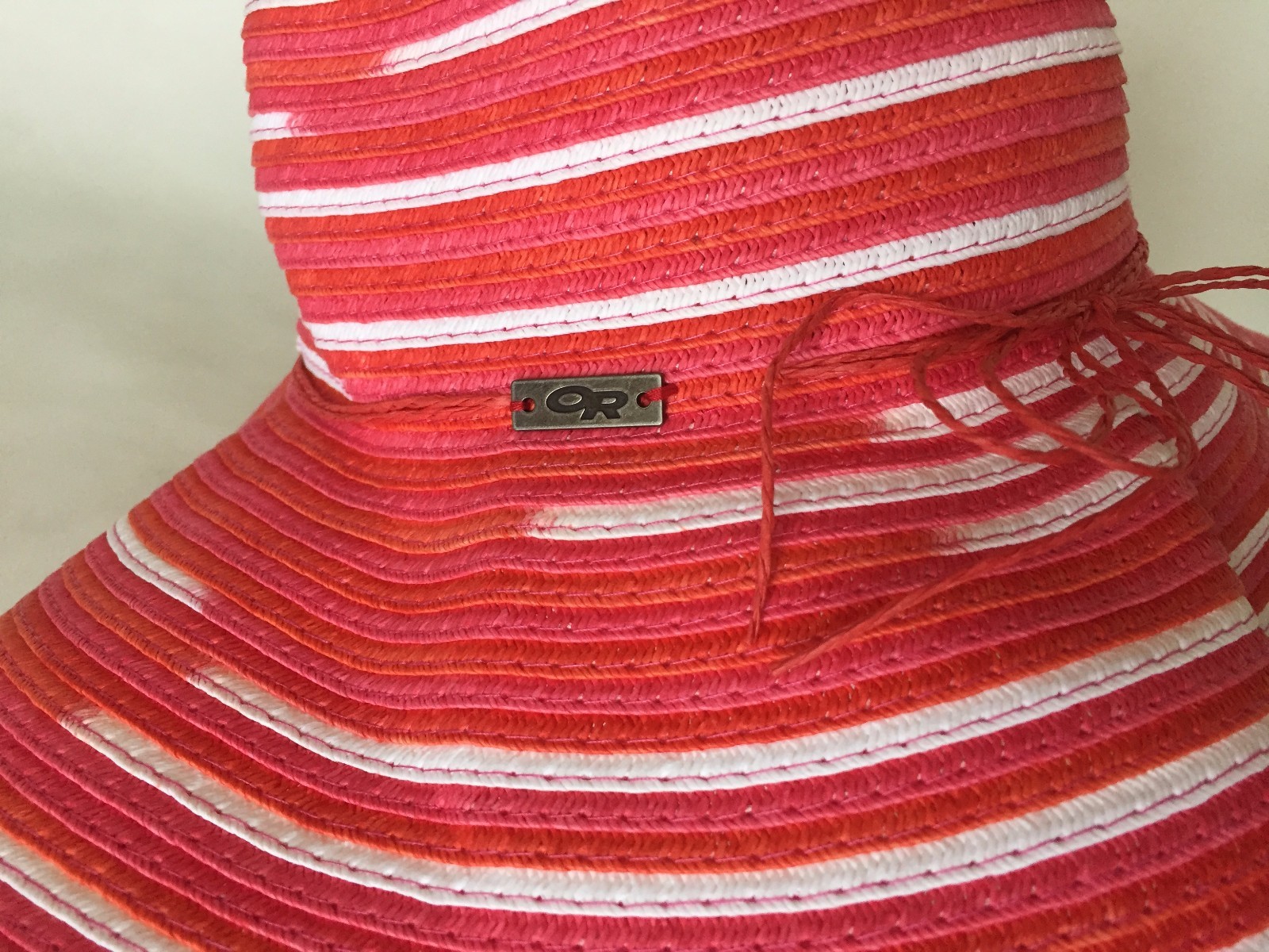 NEW Outdoor Research Women's Isla Hat Bahama Red/White/Pink One Size