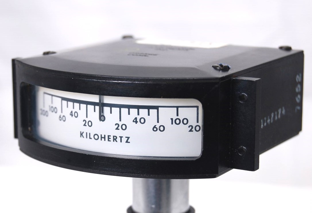 MeterMaster -200KHz to +200KHz Frequency Meter Mil-Spec to MIL-STD-130. # V16158