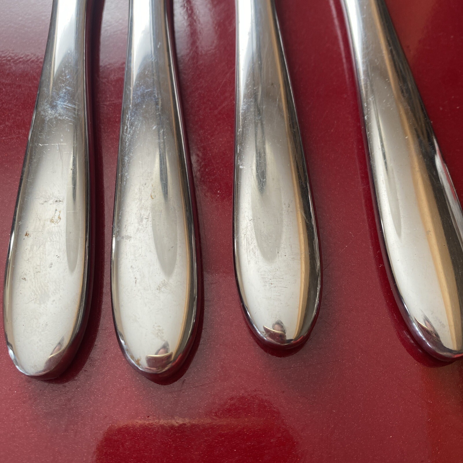 Oneida Mooncrest Trista 4 Dinner Knives Stainless Flatware Glossy