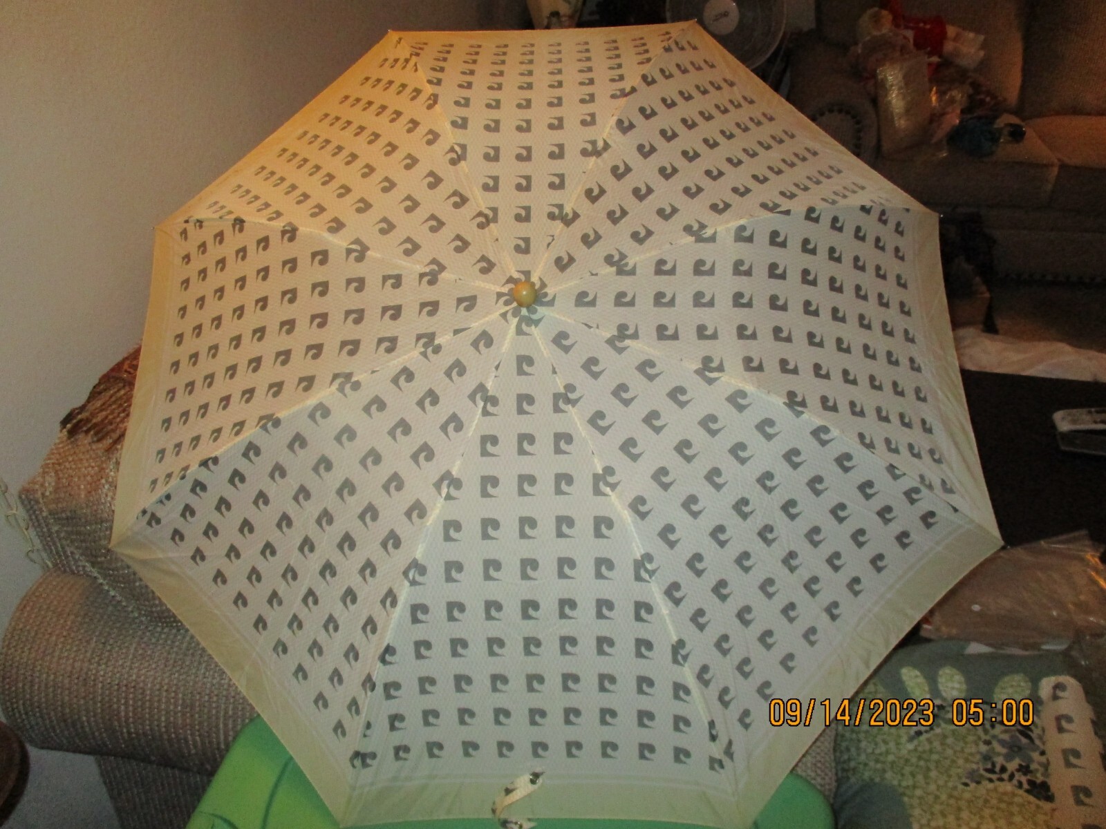 New Pierre Cardin Vintage Wood Handled Folding Umbrella (SALE)
