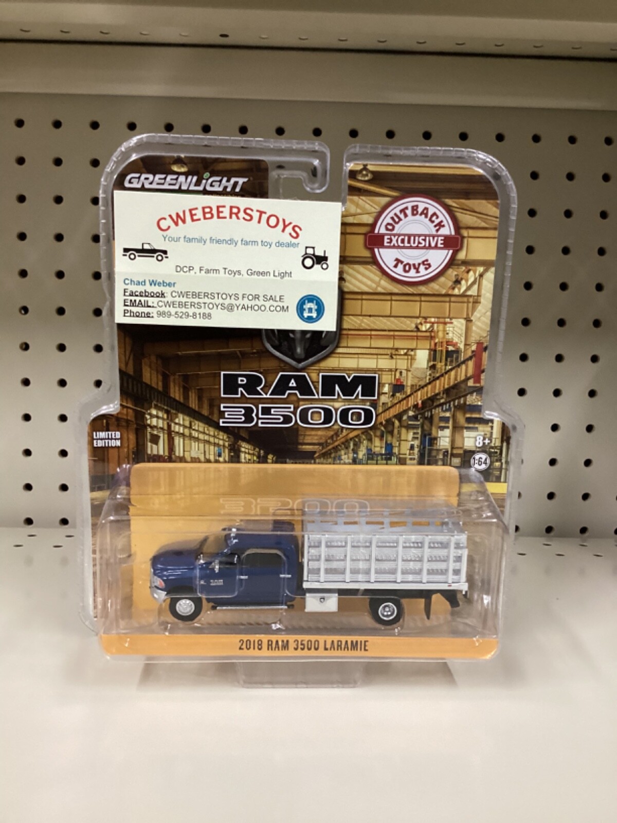1:64 Greenlight 2018 Blue Ram 3500 Laramie stake bed outback Toys exclusive