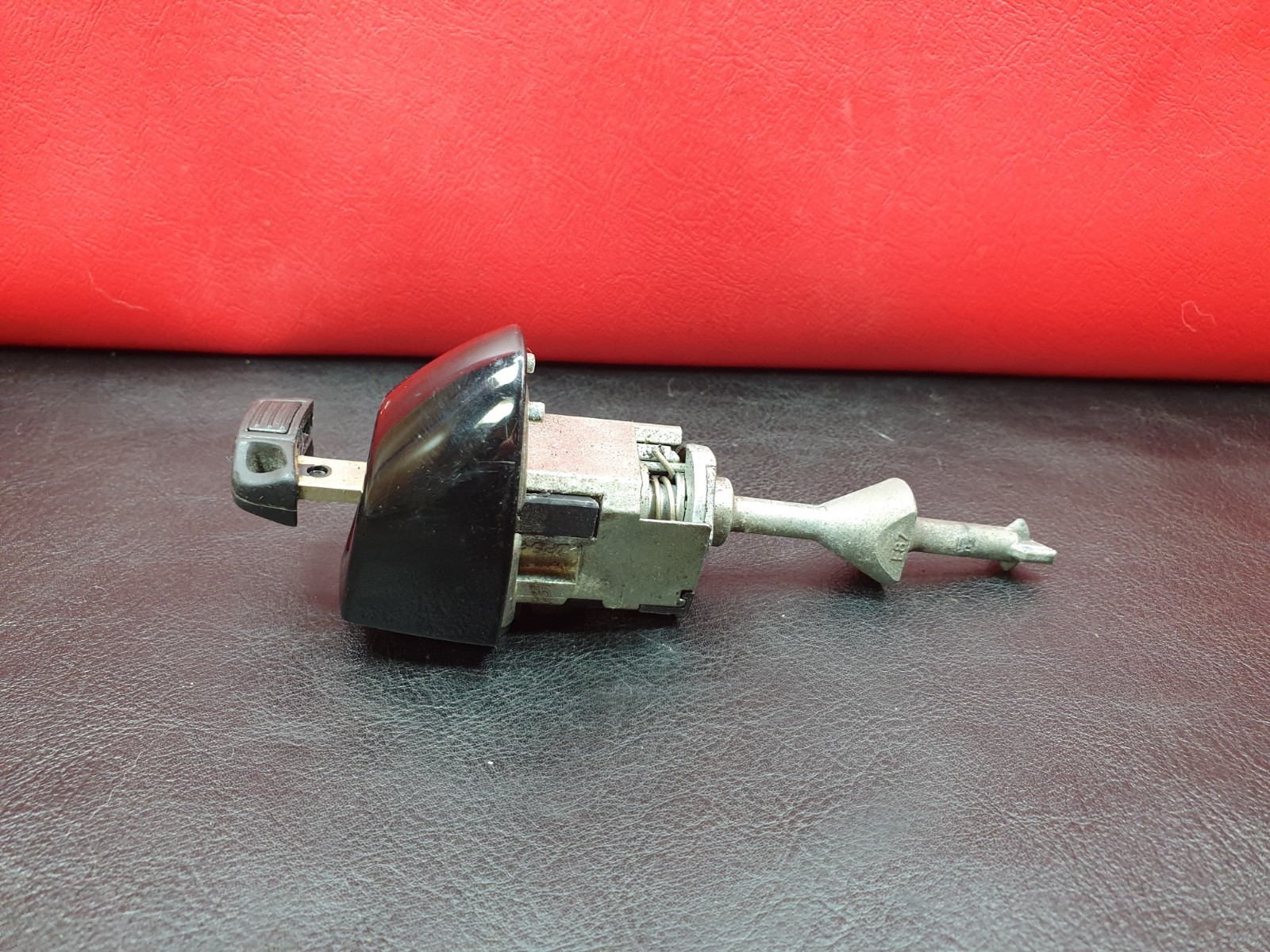 BMW 1 Series E81 E82 E87 E88 Door Lock Barrel and Key
