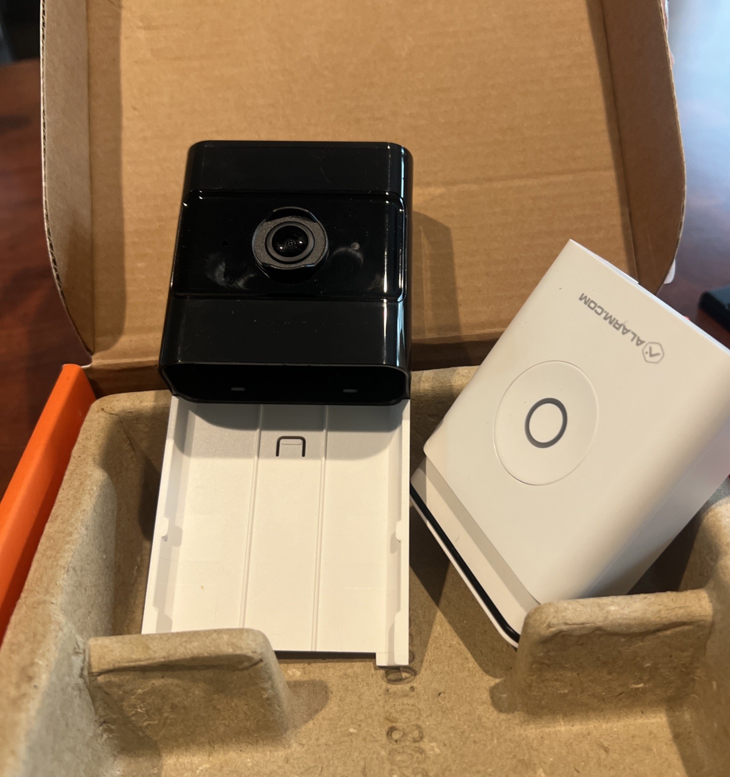 Alarm.com Smart Wireless Doorbell Chime Kit ADC-VDB780B