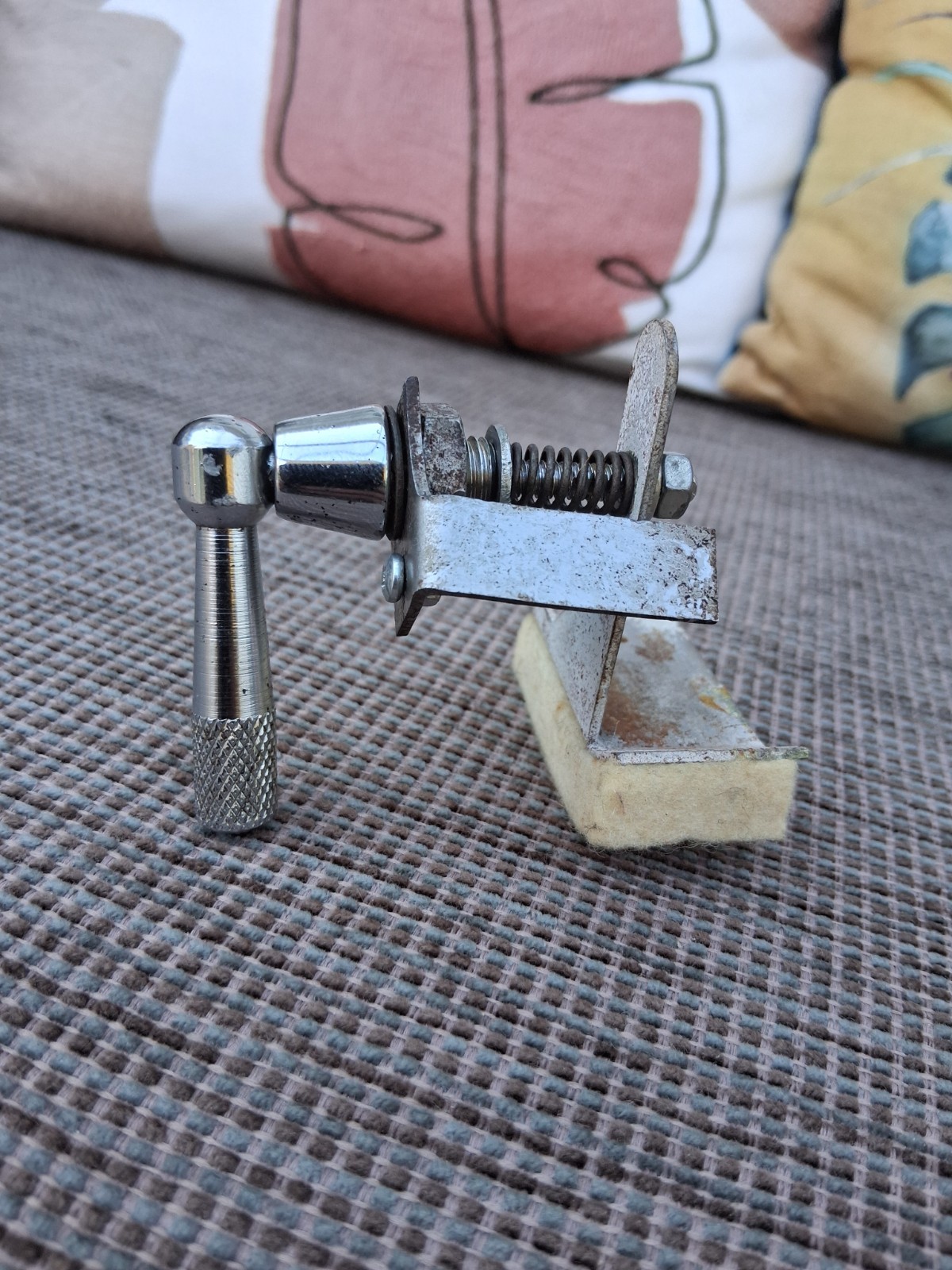 Hayman Vibrasonic Internal Damper.