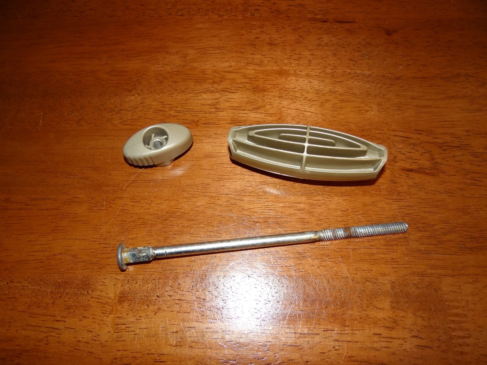 Scotts 171886 SNAP Broadcast Spreader Handle Bolt Assembly OEM Parts