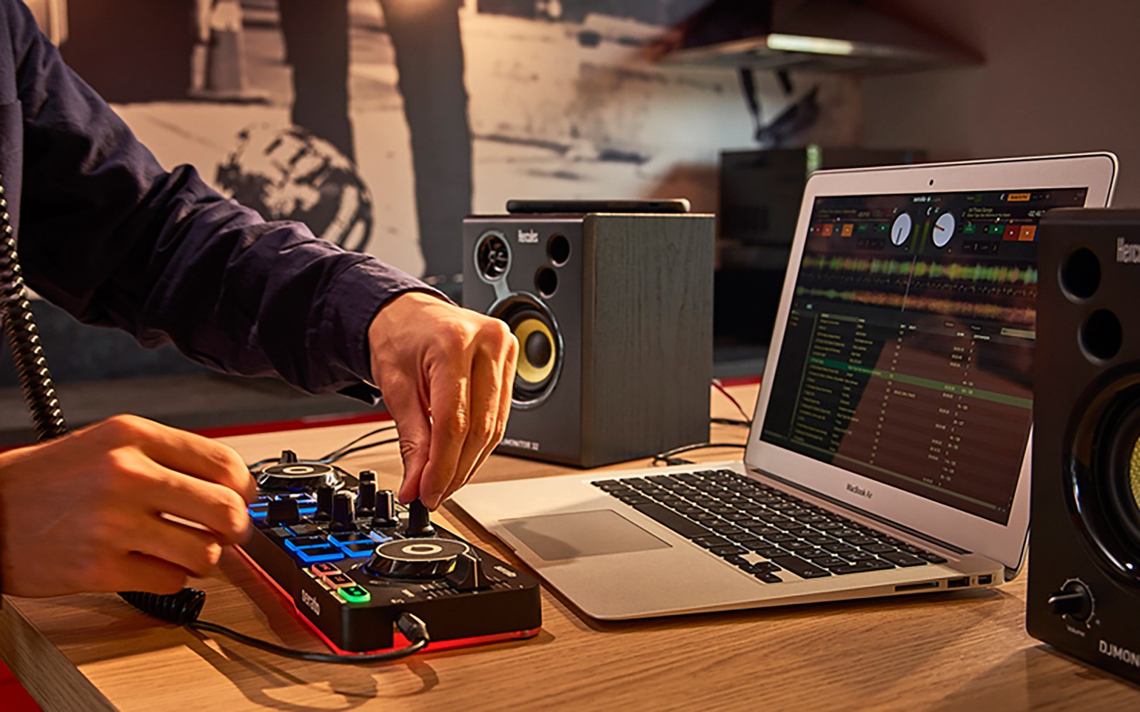 Hercules DJControl Starlight Ultra Portable Compact DJ Controller
