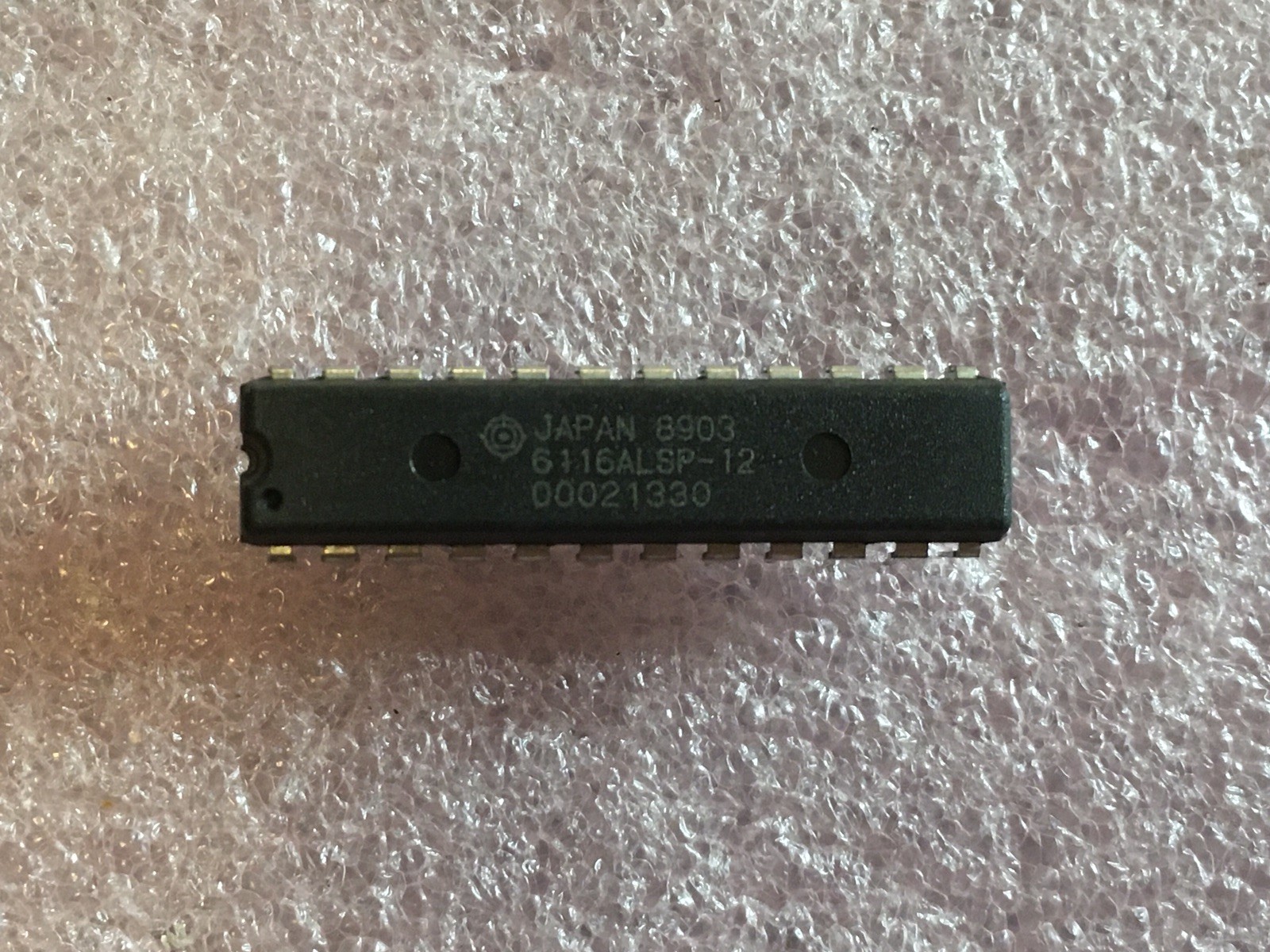 HM6116ALSP-20 IC 2K X 8 HIGH SPEED CMOS SRAM 24-PIN DIP HITACHI (LOT OF 1)