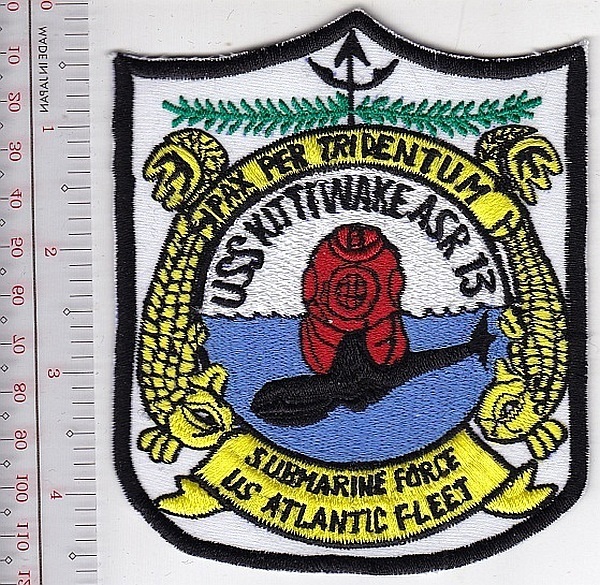 SCUBA US Navy USN USS Kittiwake ASR-13 Submarine Rescue Vessel NO TARIFF