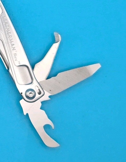 Leatherman Rev 3.8" Multi-Tool, Stainless!
