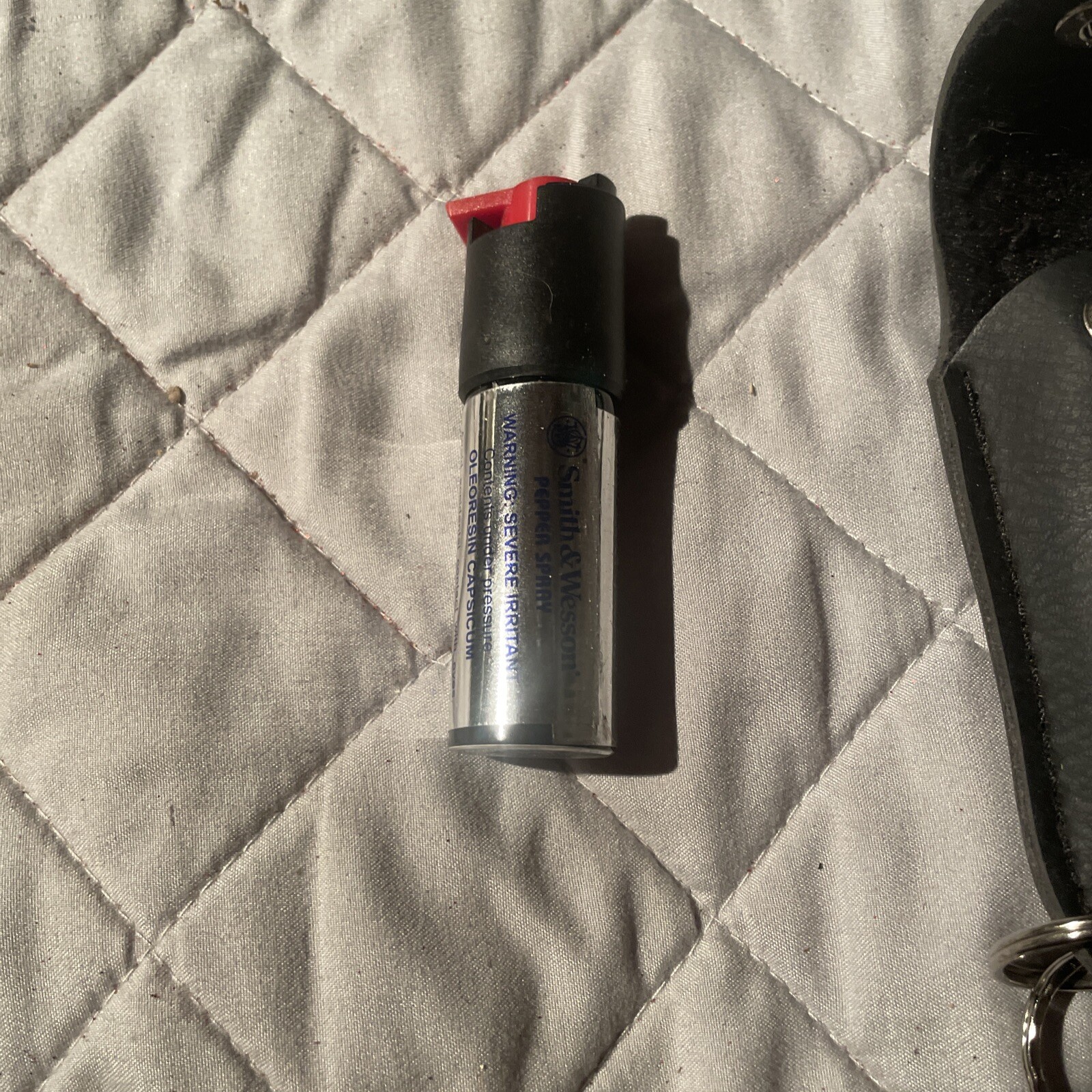 Smith & Wesson 3.62" Pepper Spray ORMD 0.5 oz Plus Key Chain Carrying Case.