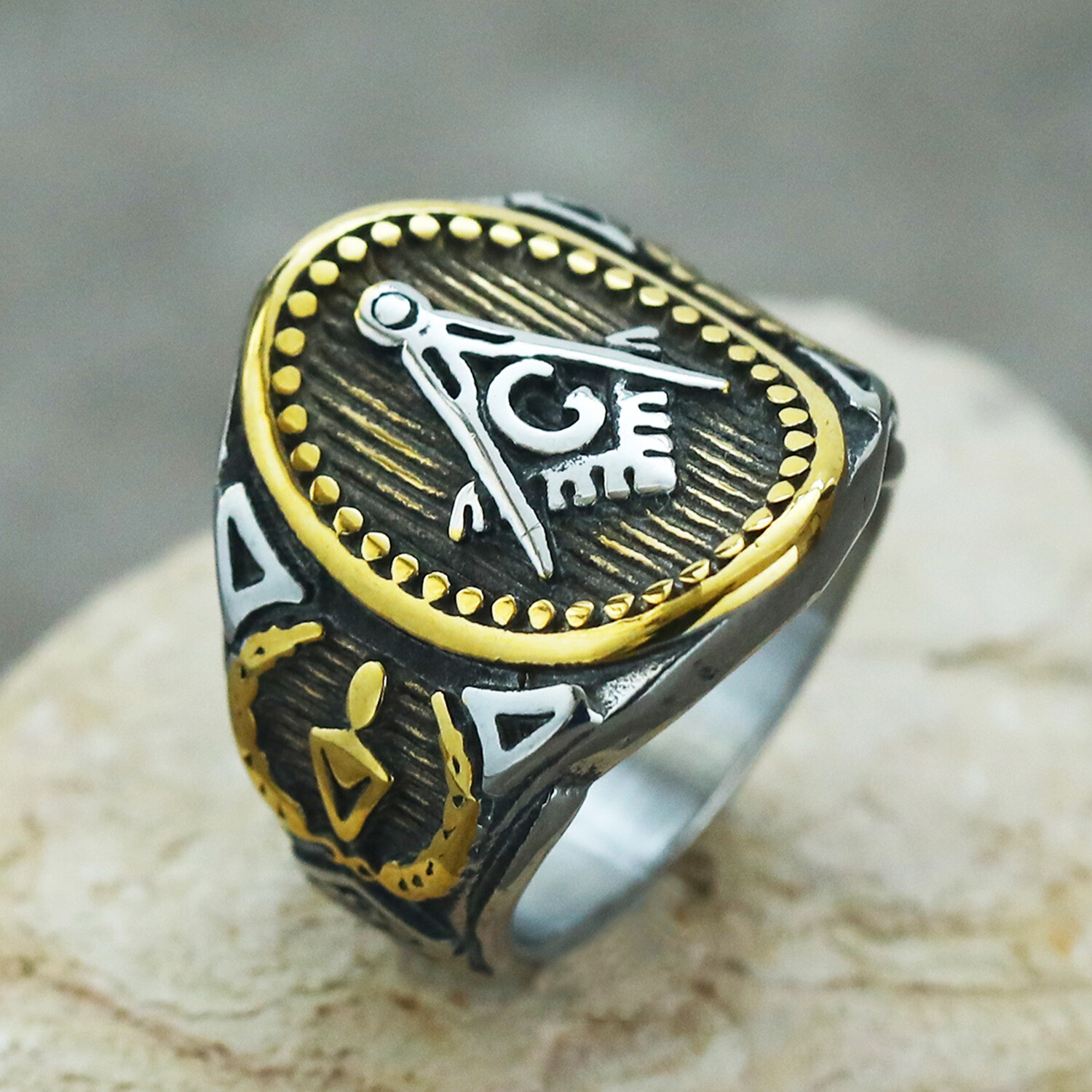 Men's Vintage Masonic Oval Signet Ring Stainless Steel Biker Punk Ring Size 7-13
