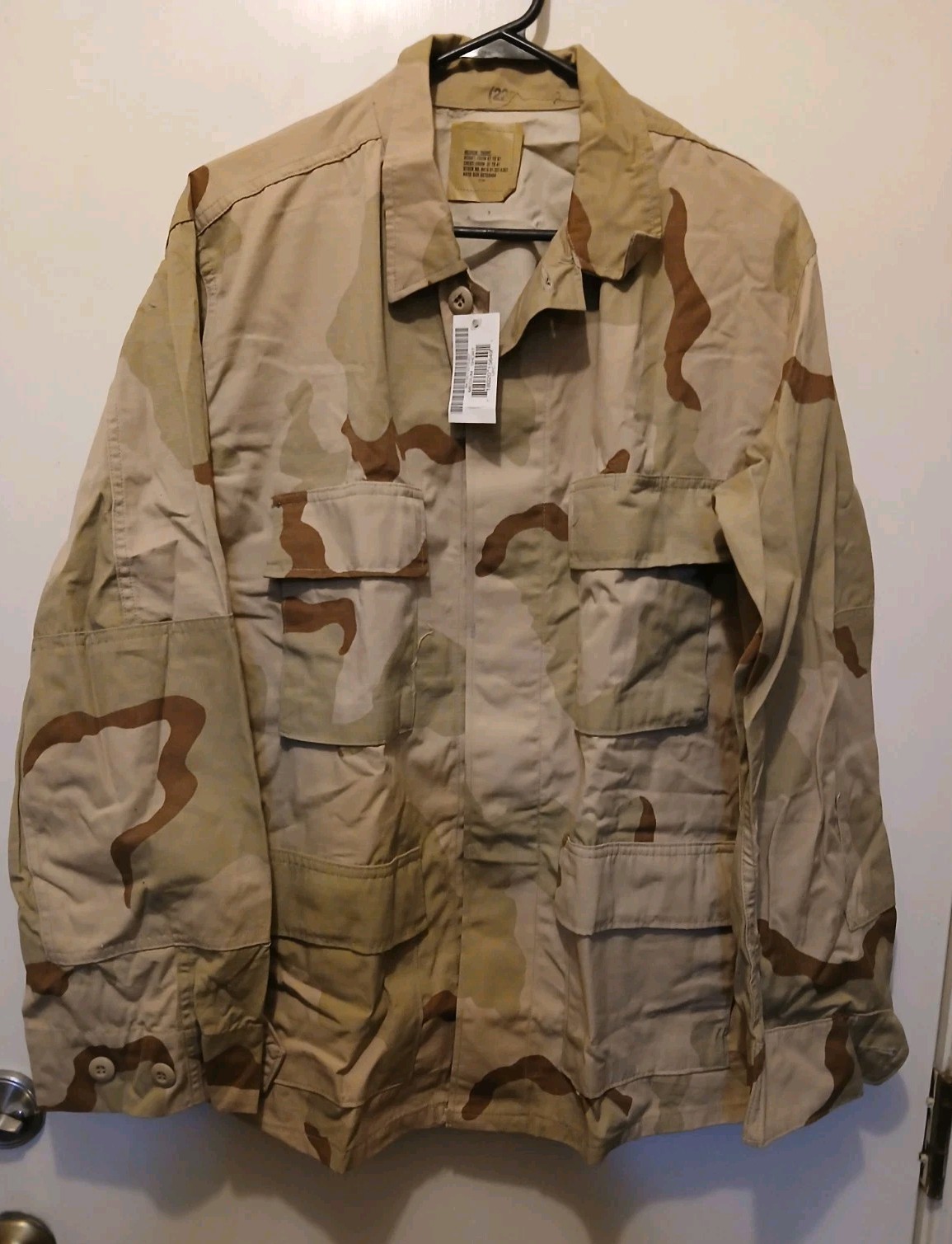 US Military Desert Combat Ripstop Uniform Coat Size Medium Short NWT