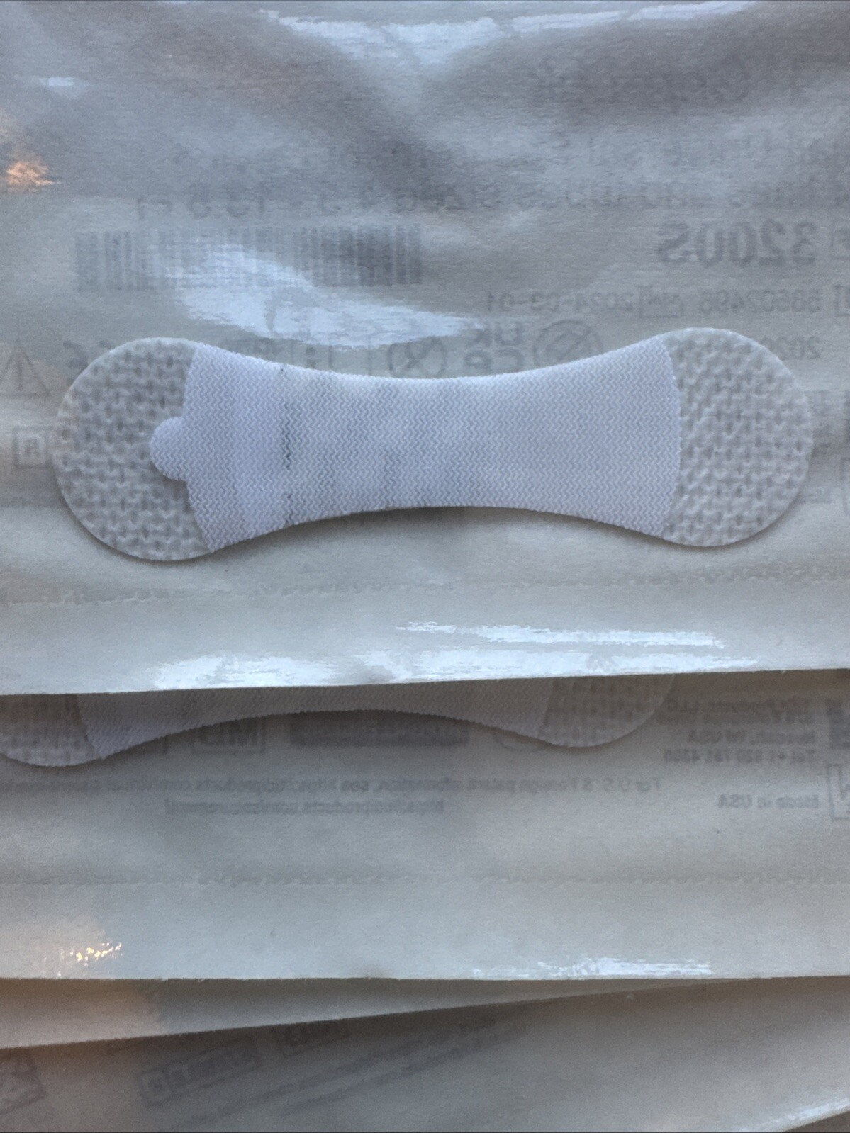 (8) Grip-Lok Small Universal Securement Device For Lines & Tubes Size 4.5-13.5Fr