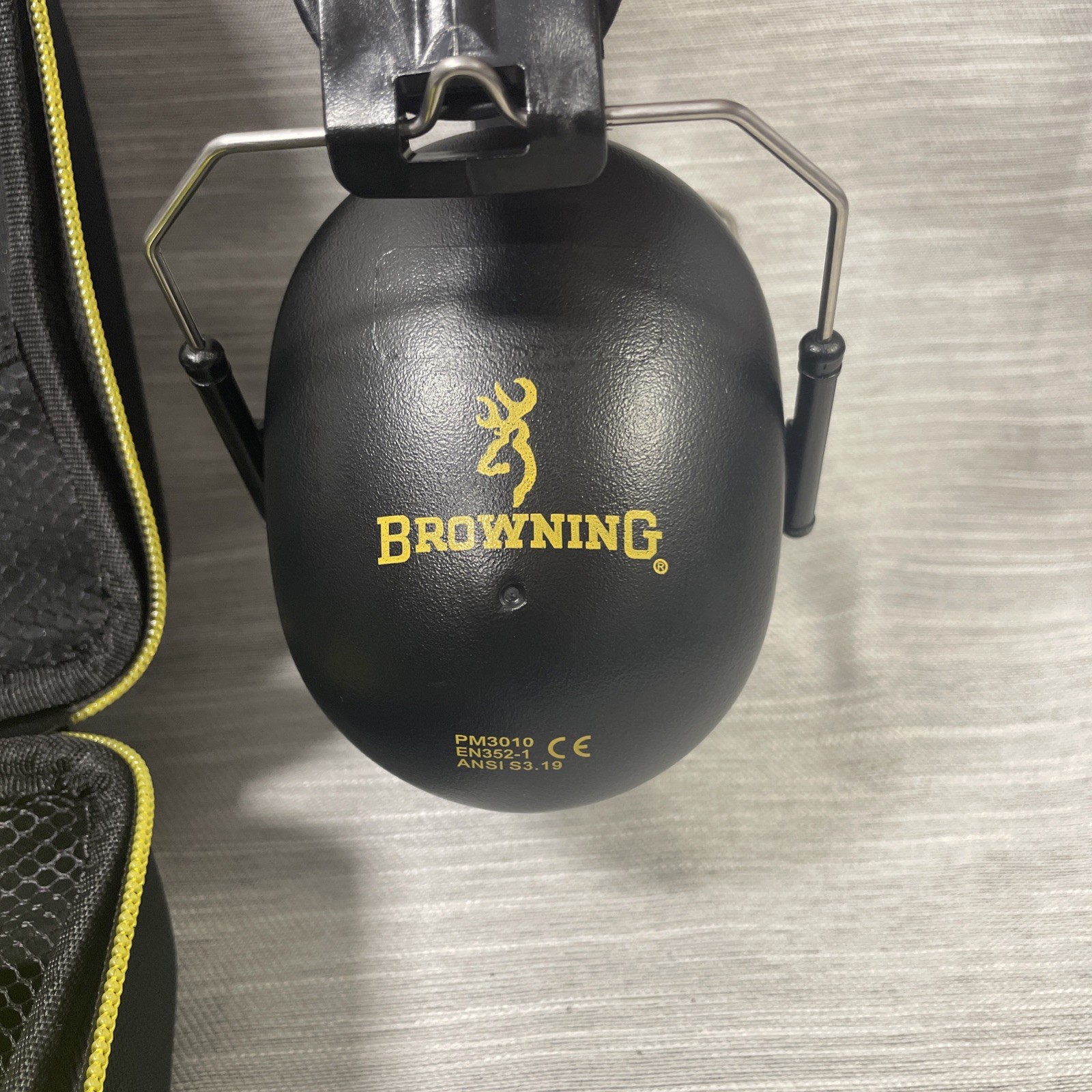 Browning Adjustable Ear Muffs With TradeSmart Case