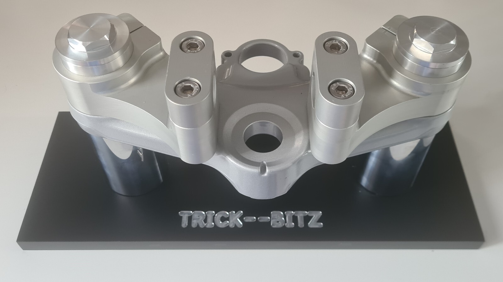 Honda CBR600   Street fighter conversion bracket bar risers