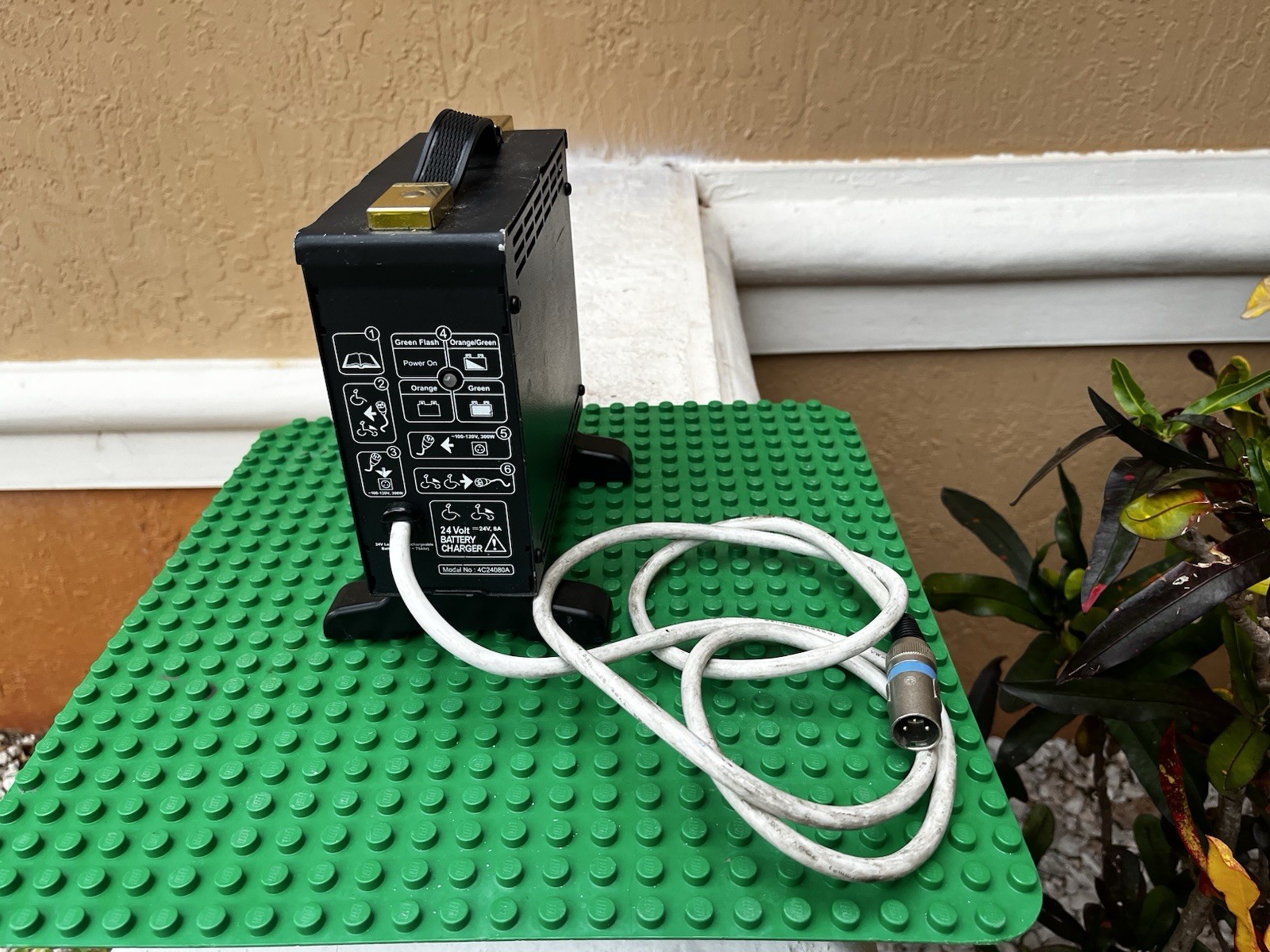 Portable Power Chair 24v Battery Charger Pride Mobility GoChair Model 4C24080A
