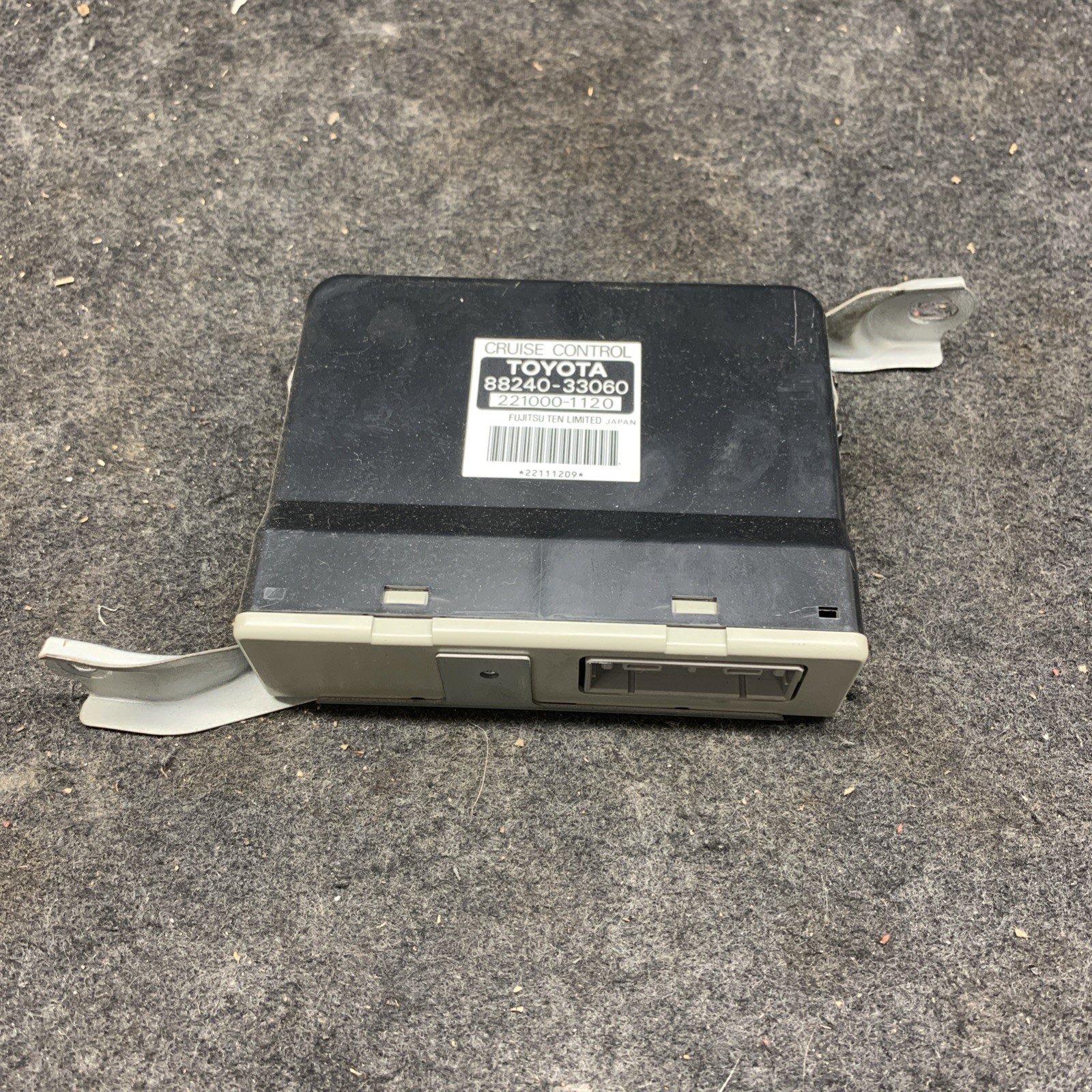1994-1995 LEXUS ES300 CRUISE CONTROL MODULE UNIT OEM, 221000-1120