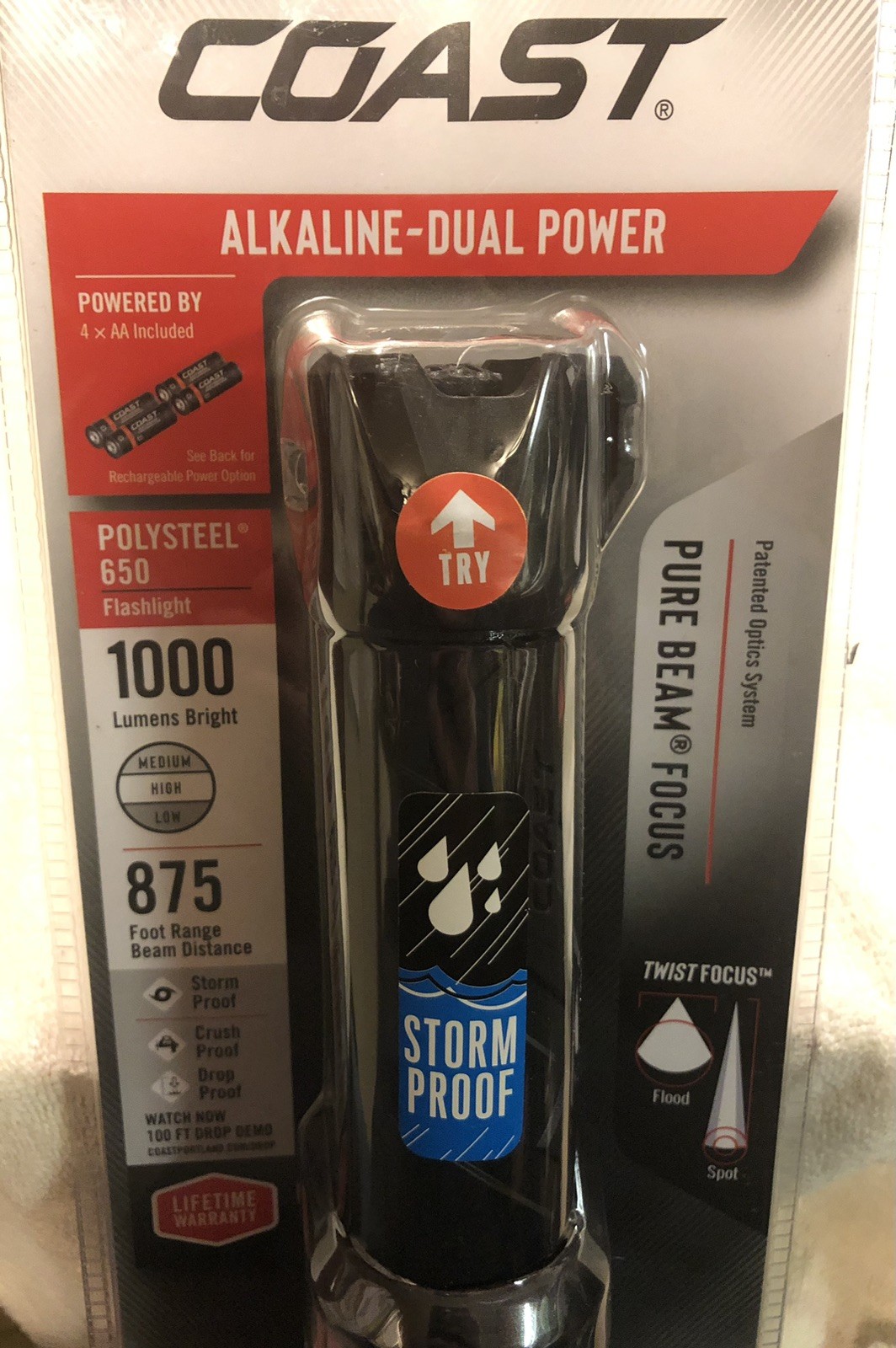 Brand New COAST Polysteel 650 Storm Proof 1000 Lumen LED Flashlight -Dual Power
