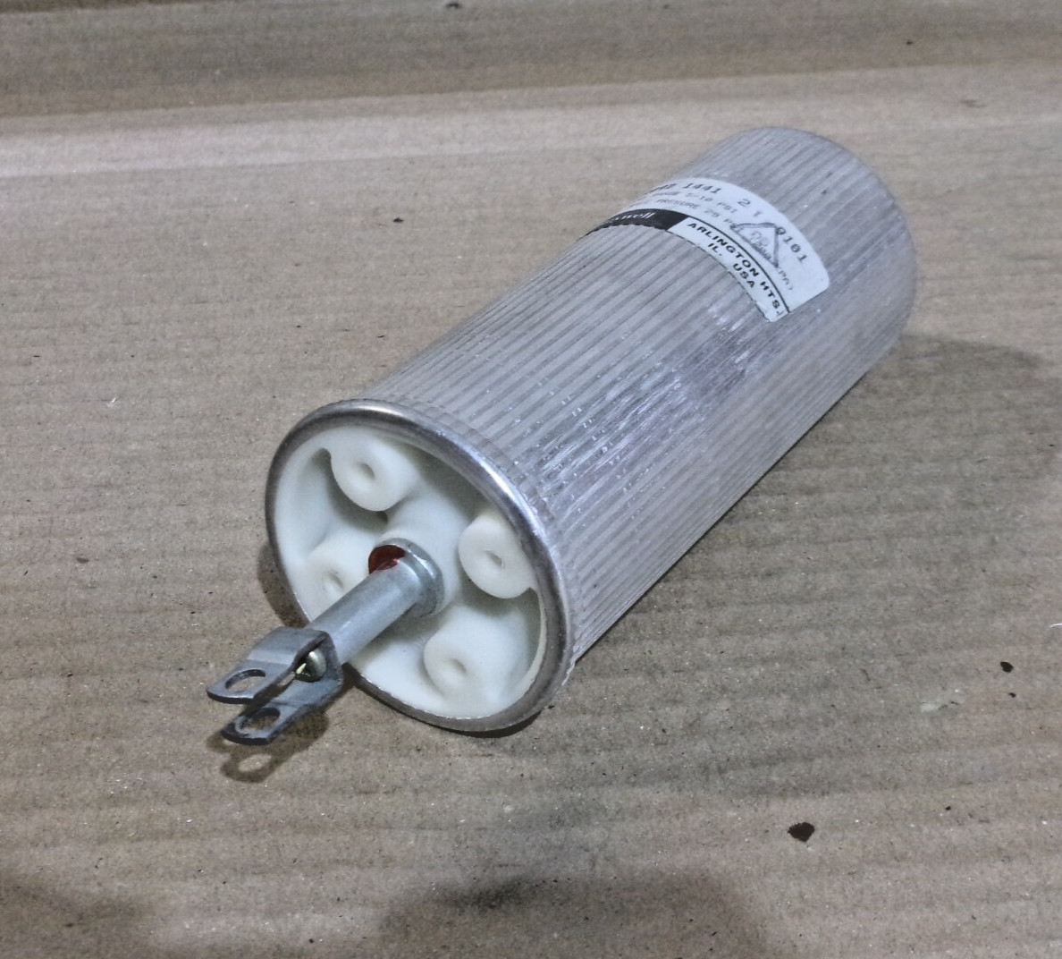 HONEYWELL MP909D 1441 2 9101 PNEUMATIC DAMPER ACTUATOR SPRING RANGE 5-10 PSI  AK
