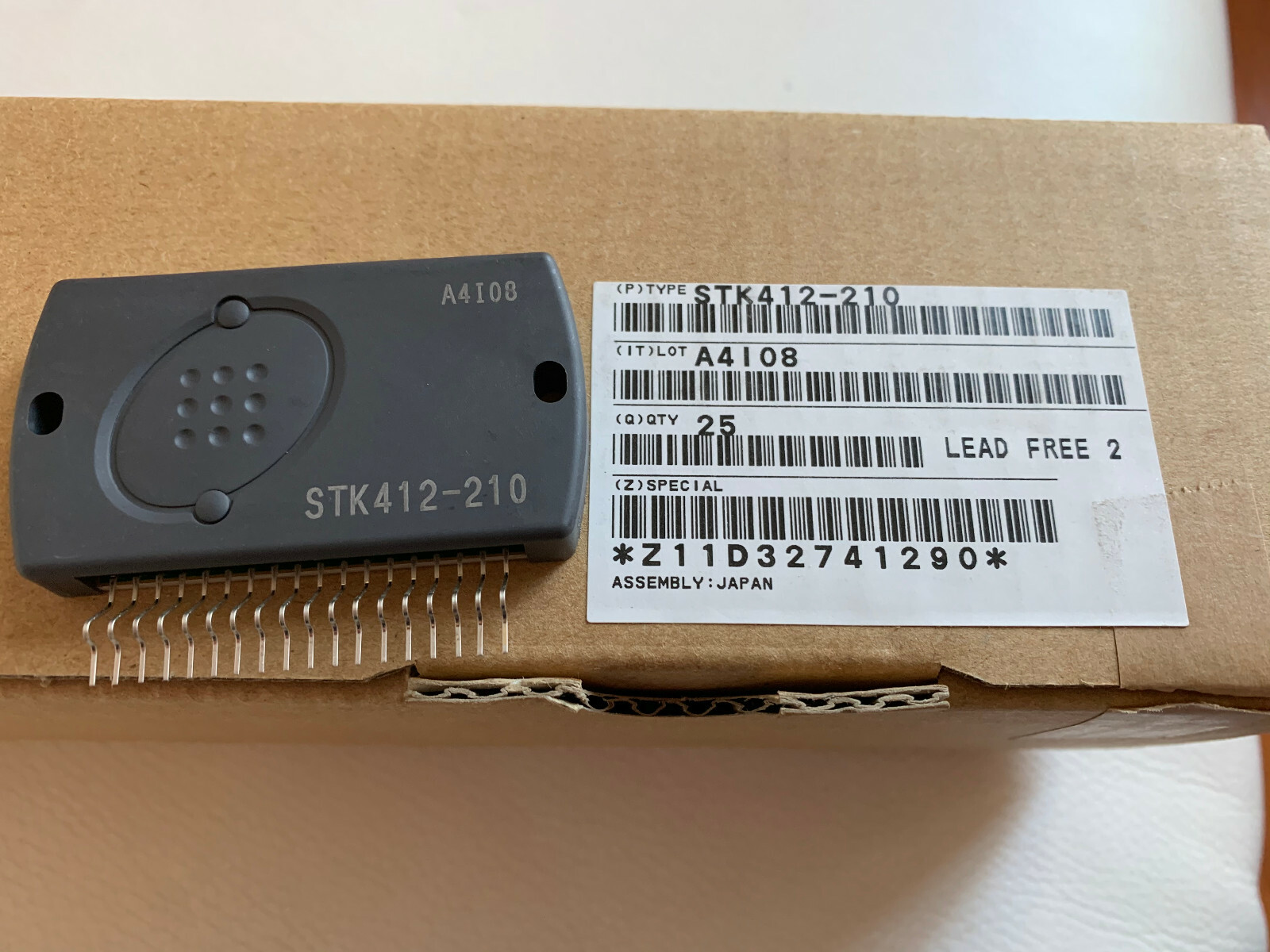 STK412-210  ORIGINAL SANYO + HEAT SINK COMPOUND   LEAD FREE