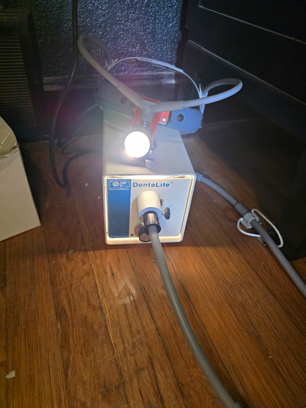 DentaLite FO Light Source, Comes W/ Extra Light, & Headlamp