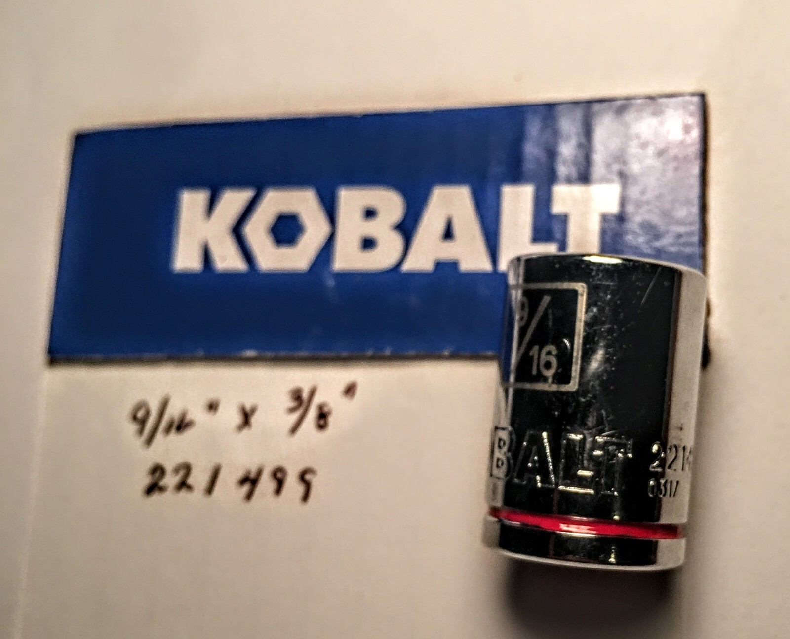 KOBALT 9/16"  x  3/8" DR  STANDARD SOCKET  12 Point  # 221499 Free USA Shipping