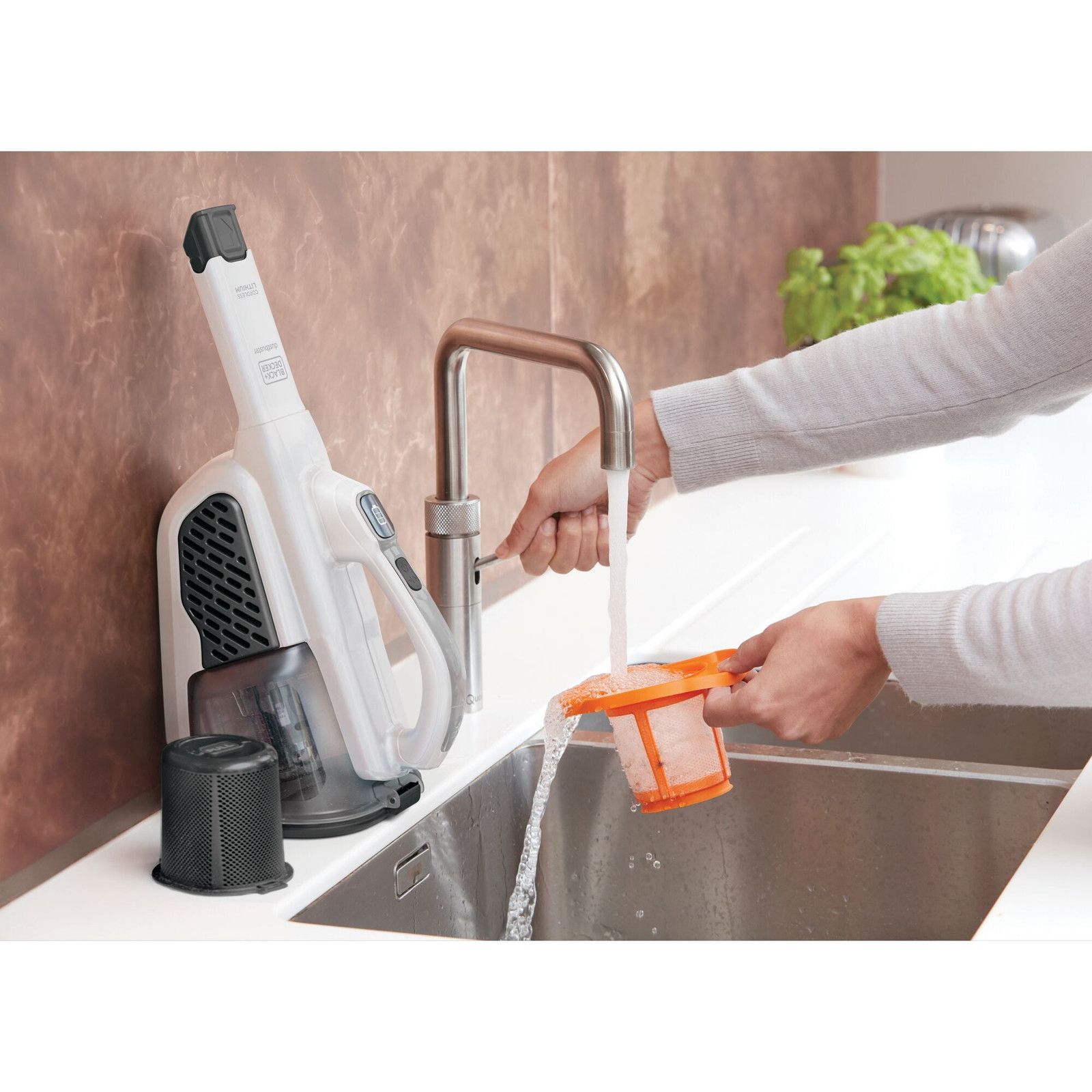 BLACK+DECKER Dustbuster Advancedclean - HHVK320J12